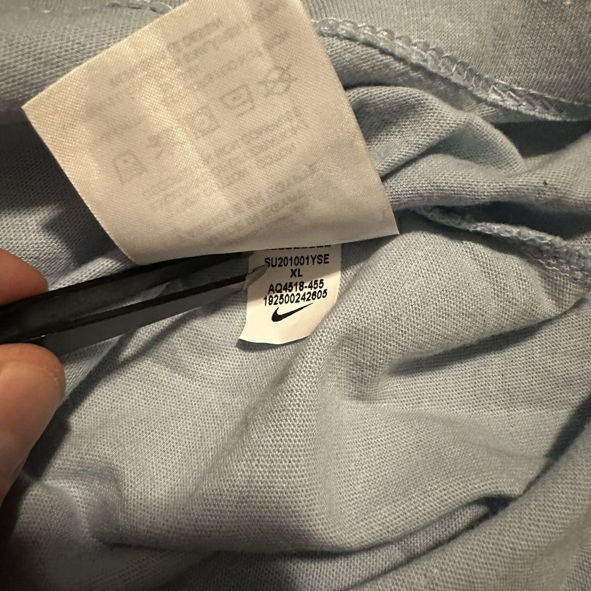 Nike Nike SB Striped Tee Embroidered Logo Size US XL / EU 56 / 4 - 5 Thumbnail