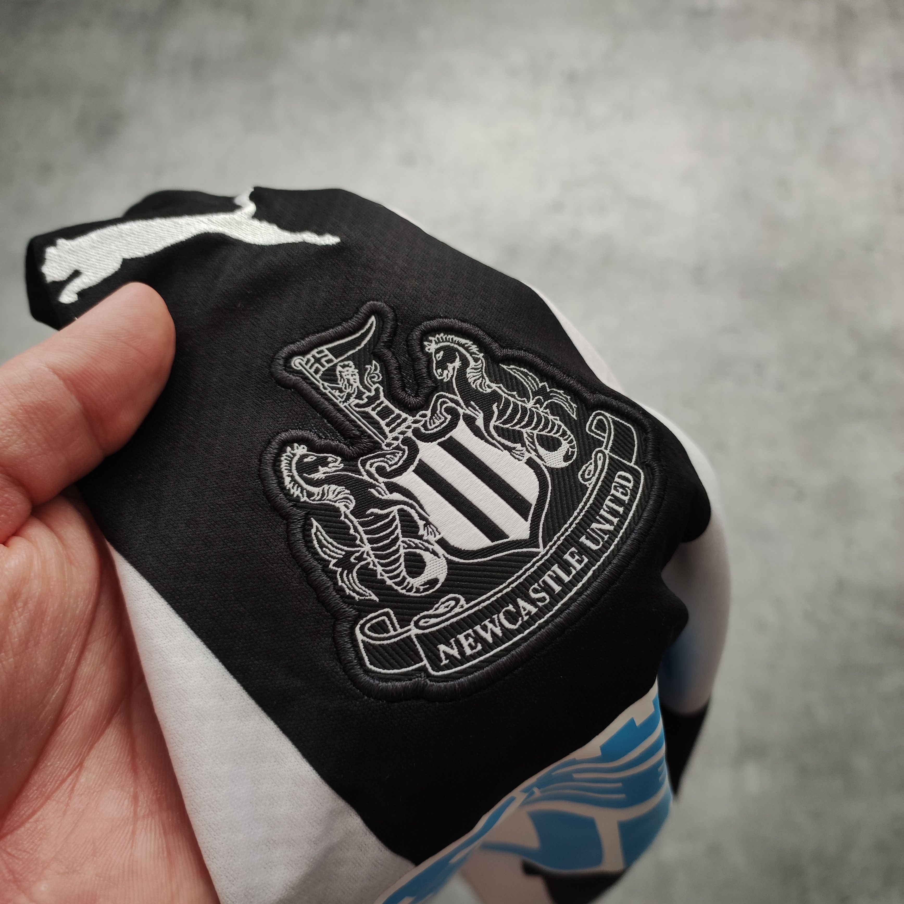 Vintage RARE Newcastle United Puma Football Home 2019 Jersey Size US L / EU 52-54 / 3 - 6 Thumbnail