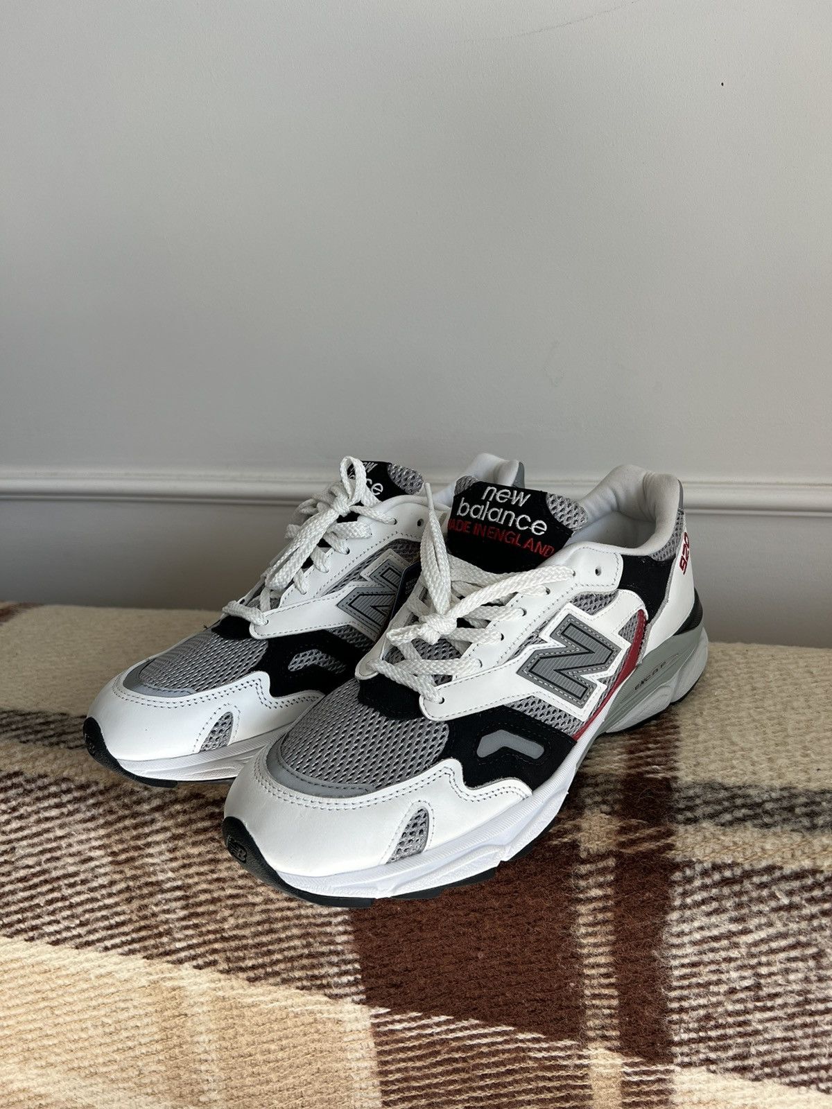 New Balance New Balance 920 Made in England 40th Anniversary Size US 8.5 / EU 41-42 - 2 Thumbnail