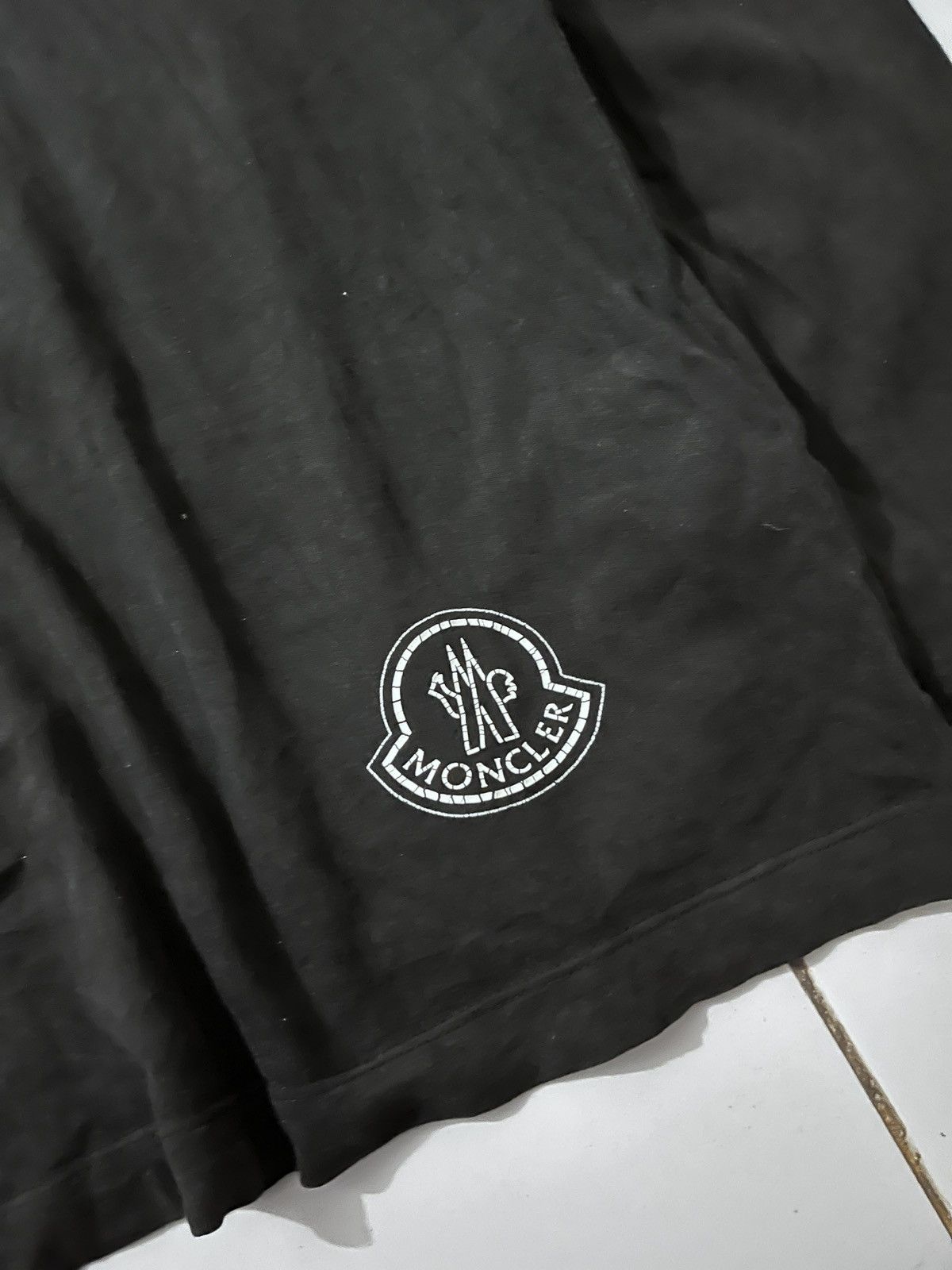 Moncler moncler longsleeve Size US L / EU 52-54 / 3 - 2 Thumbnail