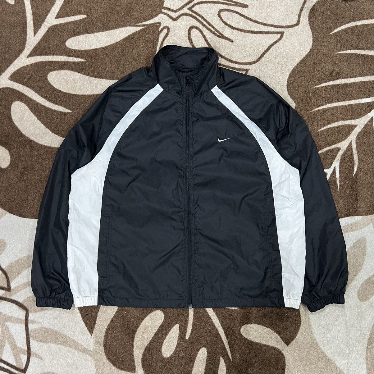 Nike Vintage Nike Windbreaker Jacket Size US L / EU 52-54 / 3 - 2 Thumbnail