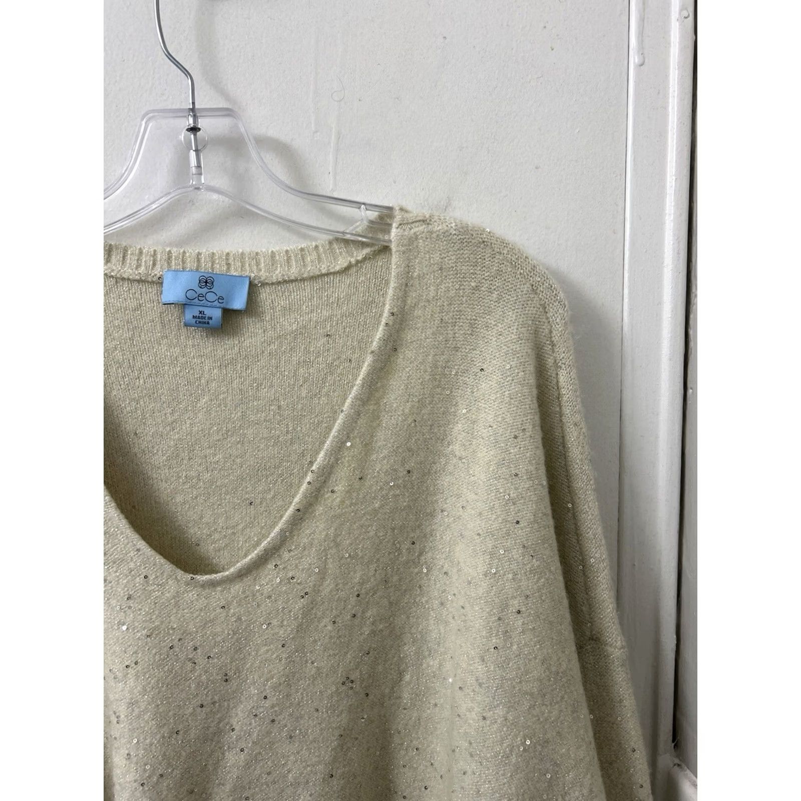 Vintage VINTAGE CeCe Sweater Womens XL Beige V-Neck Sequin Knit Drop Shoulder Pullover L/S NWT Size XL / US 12-14 / IT 48-50 - 7 Thumbnail
