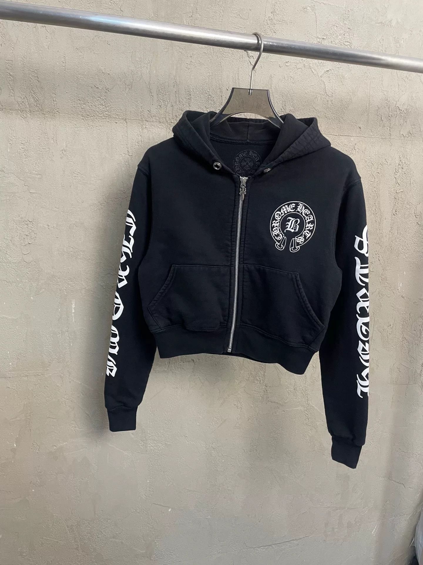 Chrome Hearts Chrome Hearts Bella Collaborative Black Cropped Hoodie Size US XS / EU 42 / 0 - 1 Thumbnail