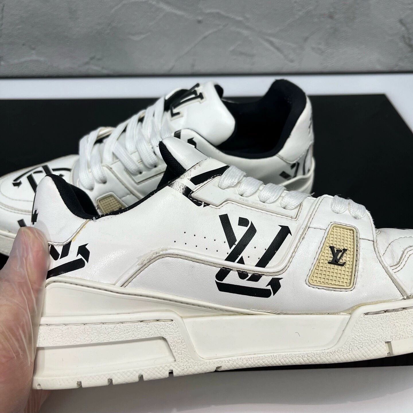 Louis Vuitton LV Trainer B/W AOP UK7/41 98 New Light Use Size US 7 / EU 40 - 7 Thumbnail