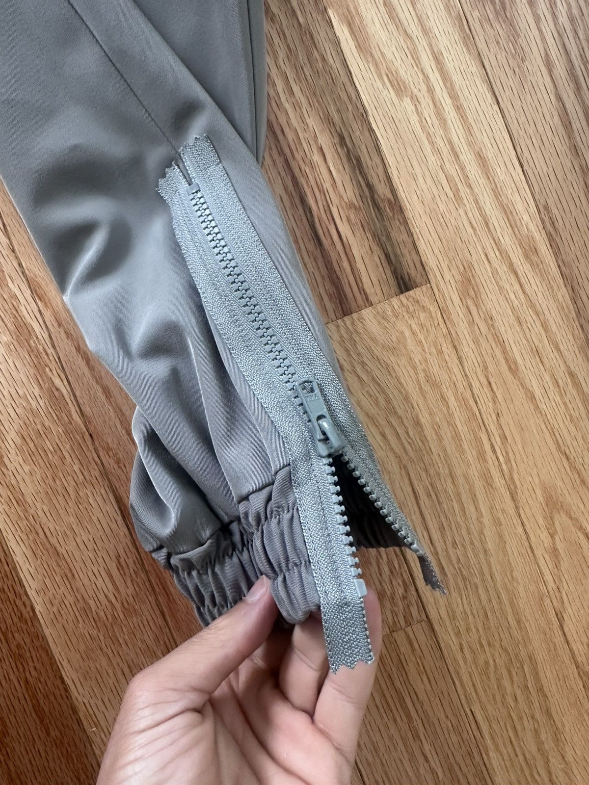 Song For The Mute Naíve Zipper Cuff Satin Joggers Size US 30 / EU 46 - 3 Thumbnail