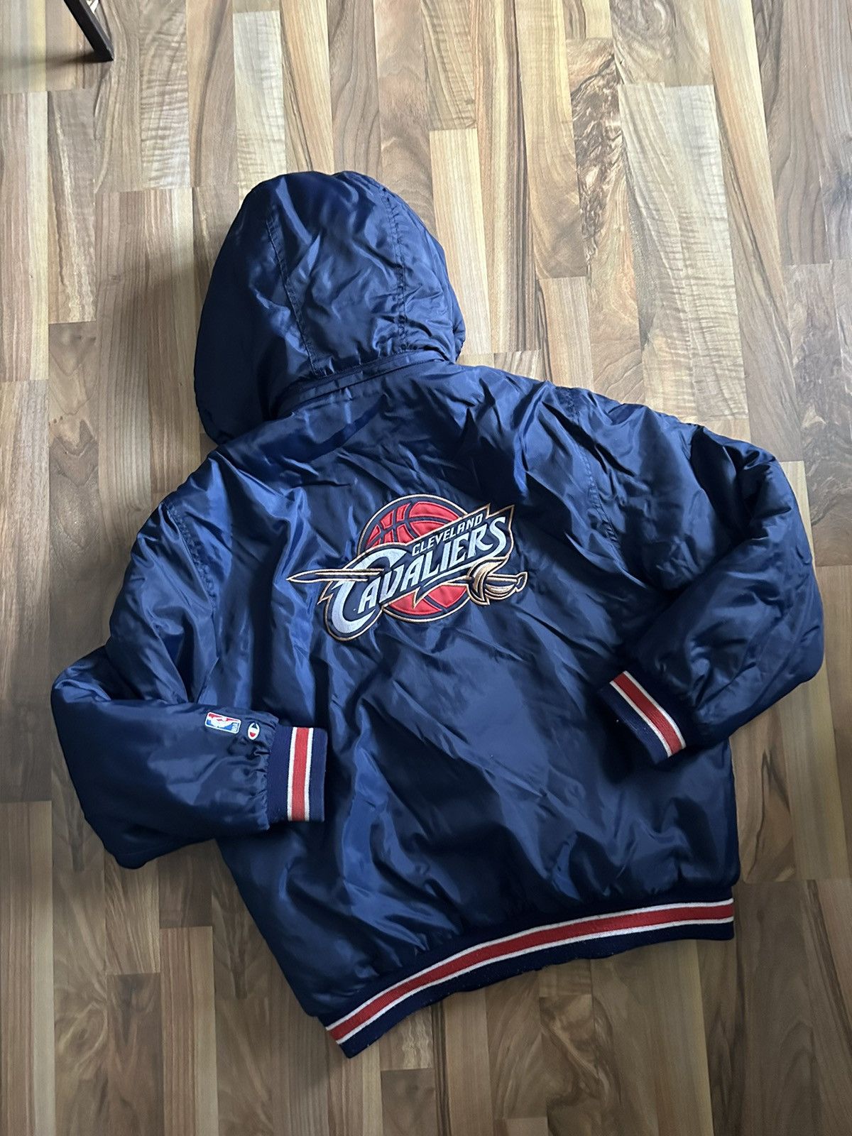 image of Champion Jacket Cleveland Cavaliers Size L Nba Vintage Jacke in Blue, Men's