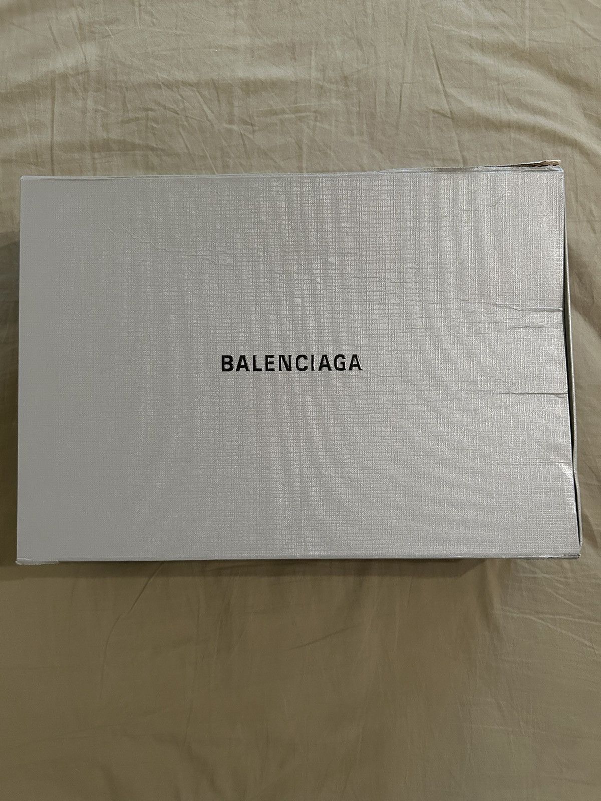 Balenciaga Balenciaga Gossip Wallet Bag Lime Green 100% Authentic Size ONE SIZE - 5 Thumbnail