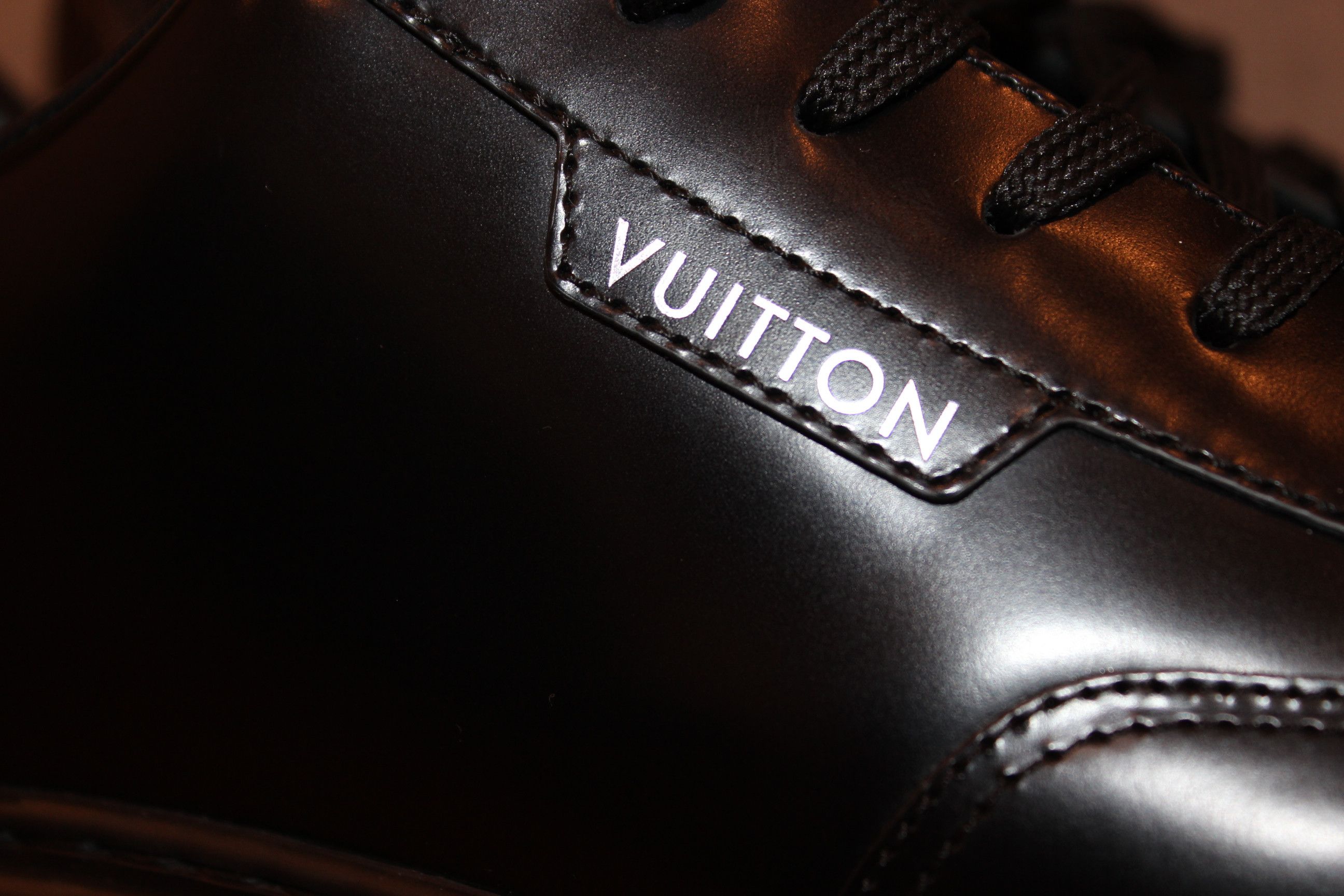 Louis Vuitton Louis Vuitton Beverly Hills "VUITTON" Sneaker Size US 8.5 / EU 41-42 - 11 Thumbnail