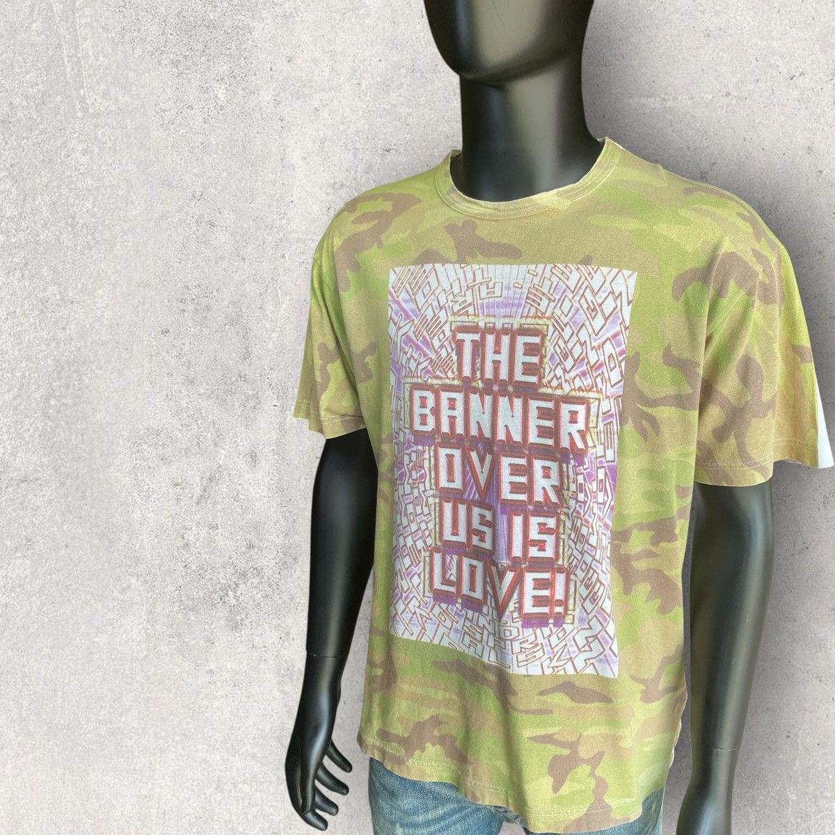 Junya Watanabe SS04 The Banner Over Us is Love Tee Size US M / EU 48-50 / 2 - 2 Thumbnail