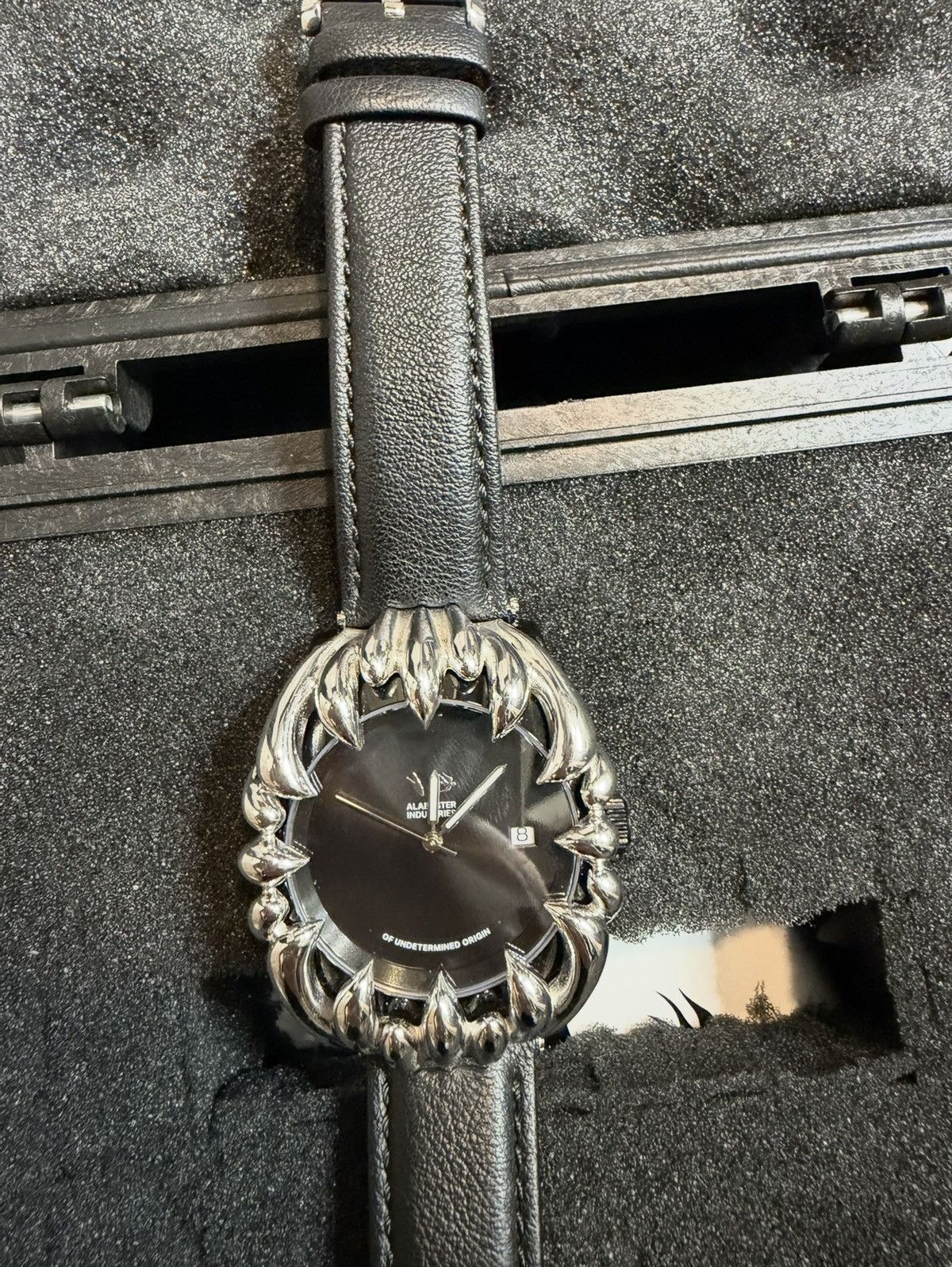 Alabaster Industries Alabaster Watch Size 36 - 4 Thumbnail