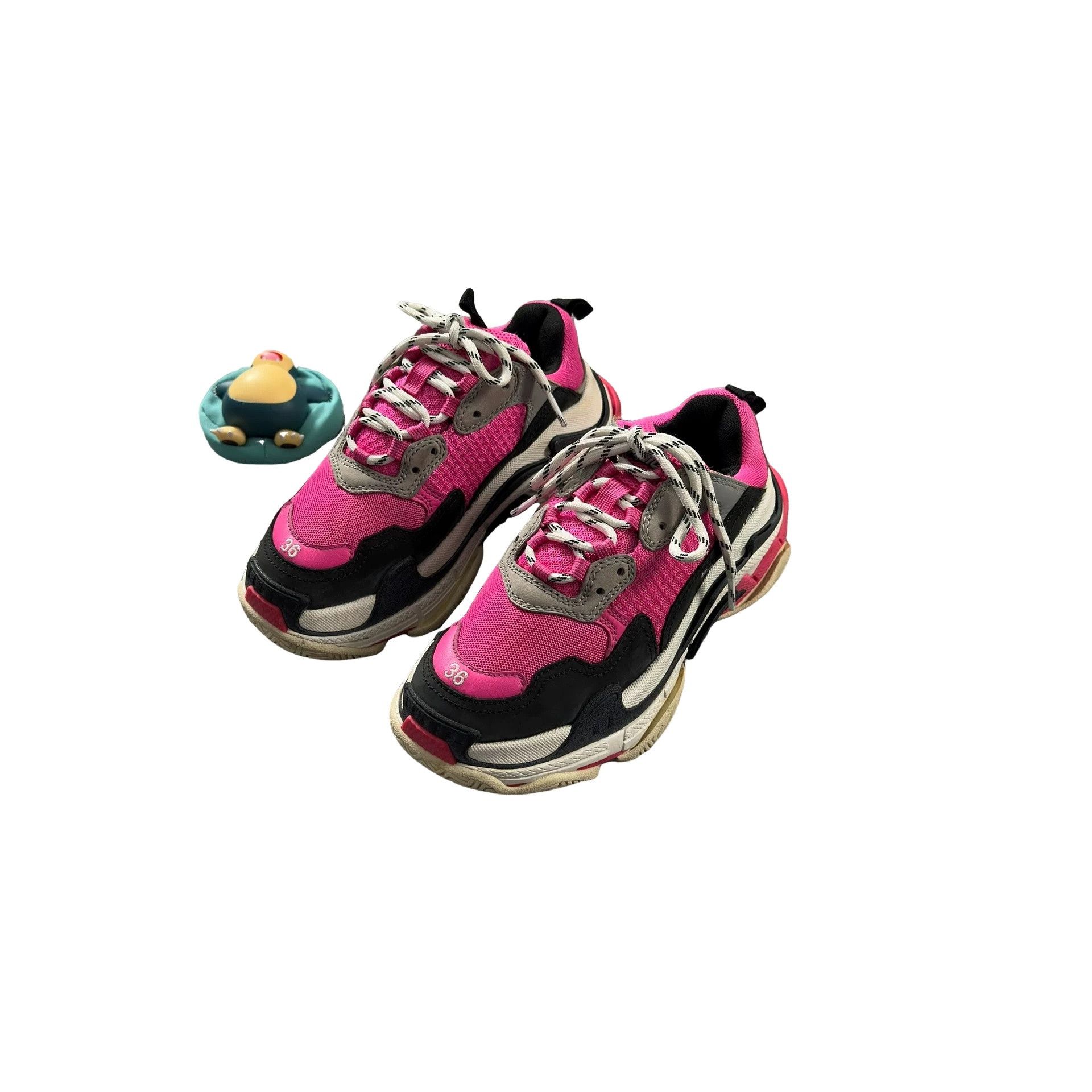 Balenciaga Balenciaga Pink Triple S Sneakers 36 Size US 6 / IT 36 - 1 Thumbnail