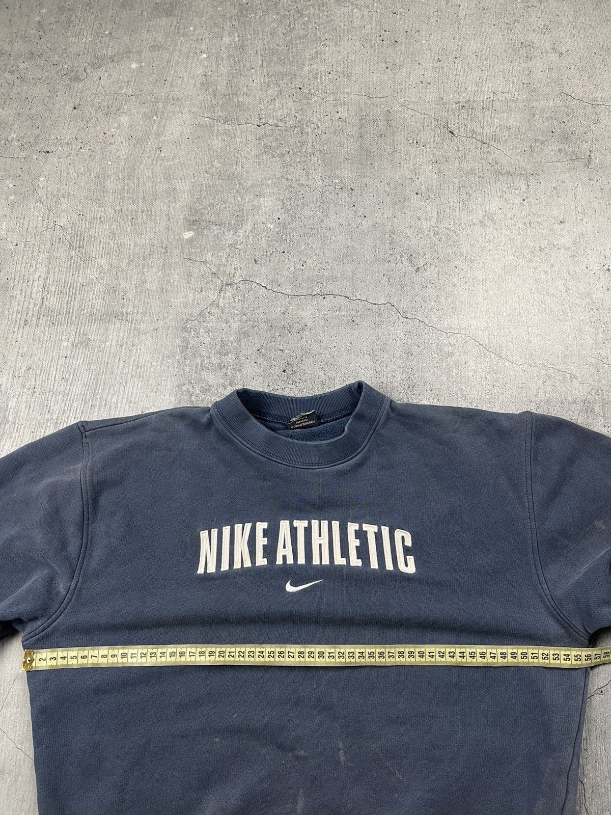 Nike Vintage Nike Sweatshirt Big logo Crazy Athletic Distressed Size US M / EU 48-50 / 2 - 14 Thumbnail