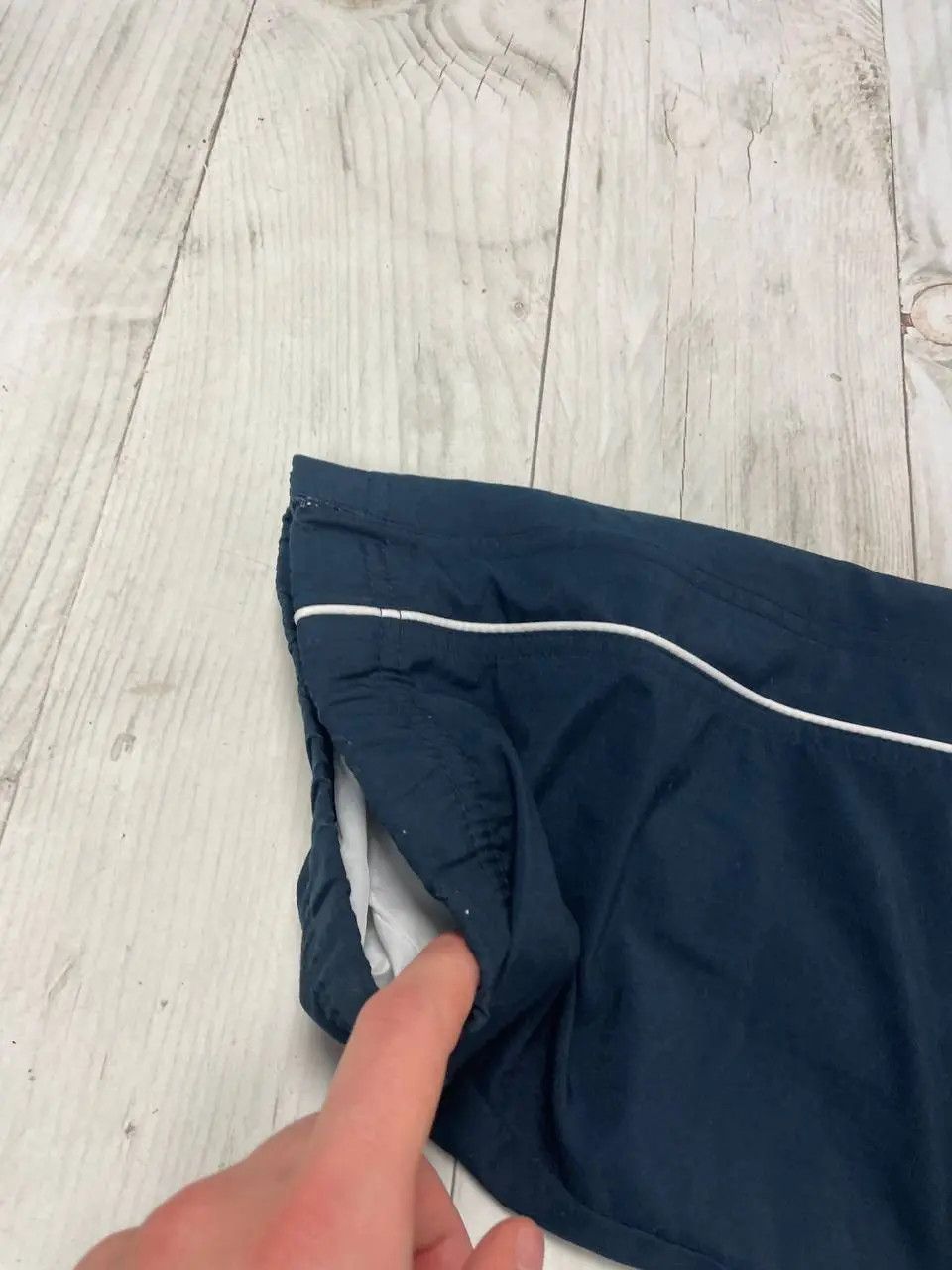 Nike Vintage Nike Track Pants 00s Nylon Baggy Striped Swoosh Y2K Size US 34 / EU 50 - 10 Thumbnail