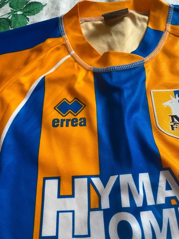 Errea Mansfield Town Errea 2010-11 Home Shirt Vintage Soccer XL Size US XL / EU 56 / 4 - 7 Thumbnail