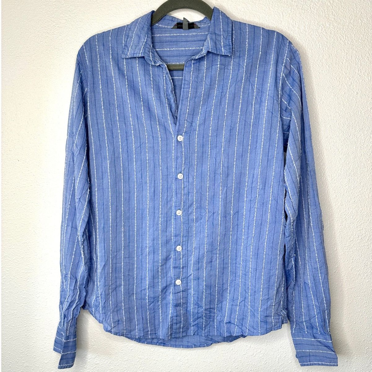 Other American Colors Blue White Fuzzy Stitch Stripe Button Shirt Size M / US 6-8 / IT 42-44 - 2 Thumbnail