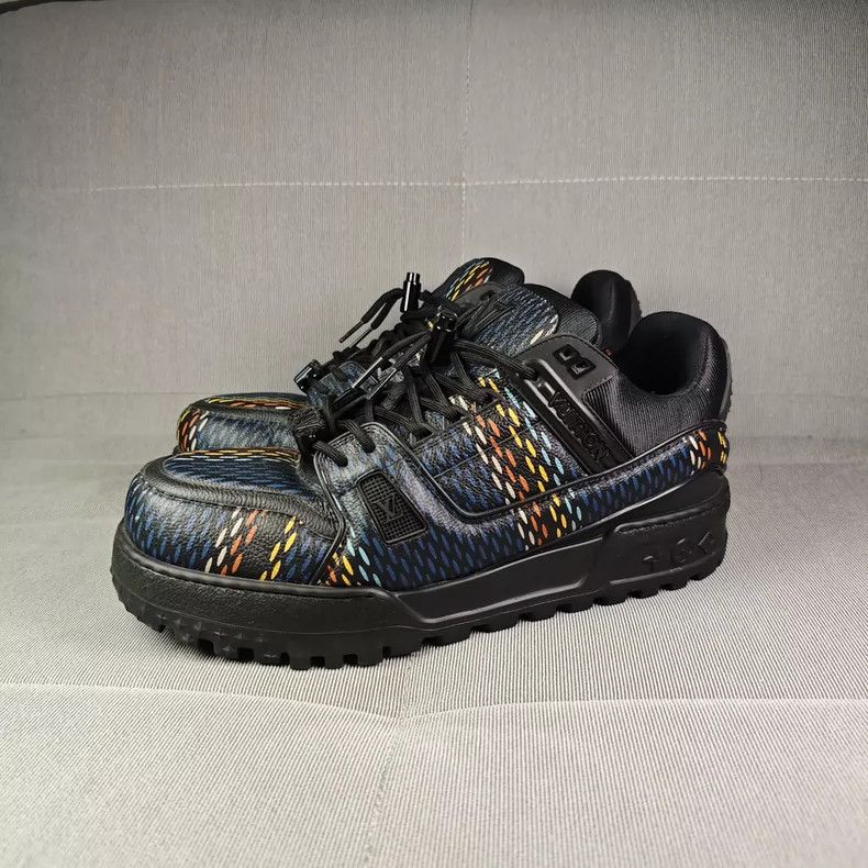 Louis Vuitton Louis Vuitton Trainer Low-Top Sneakers - dmc Size US 10.5 / EU 43-44 - 1 Thumbnail