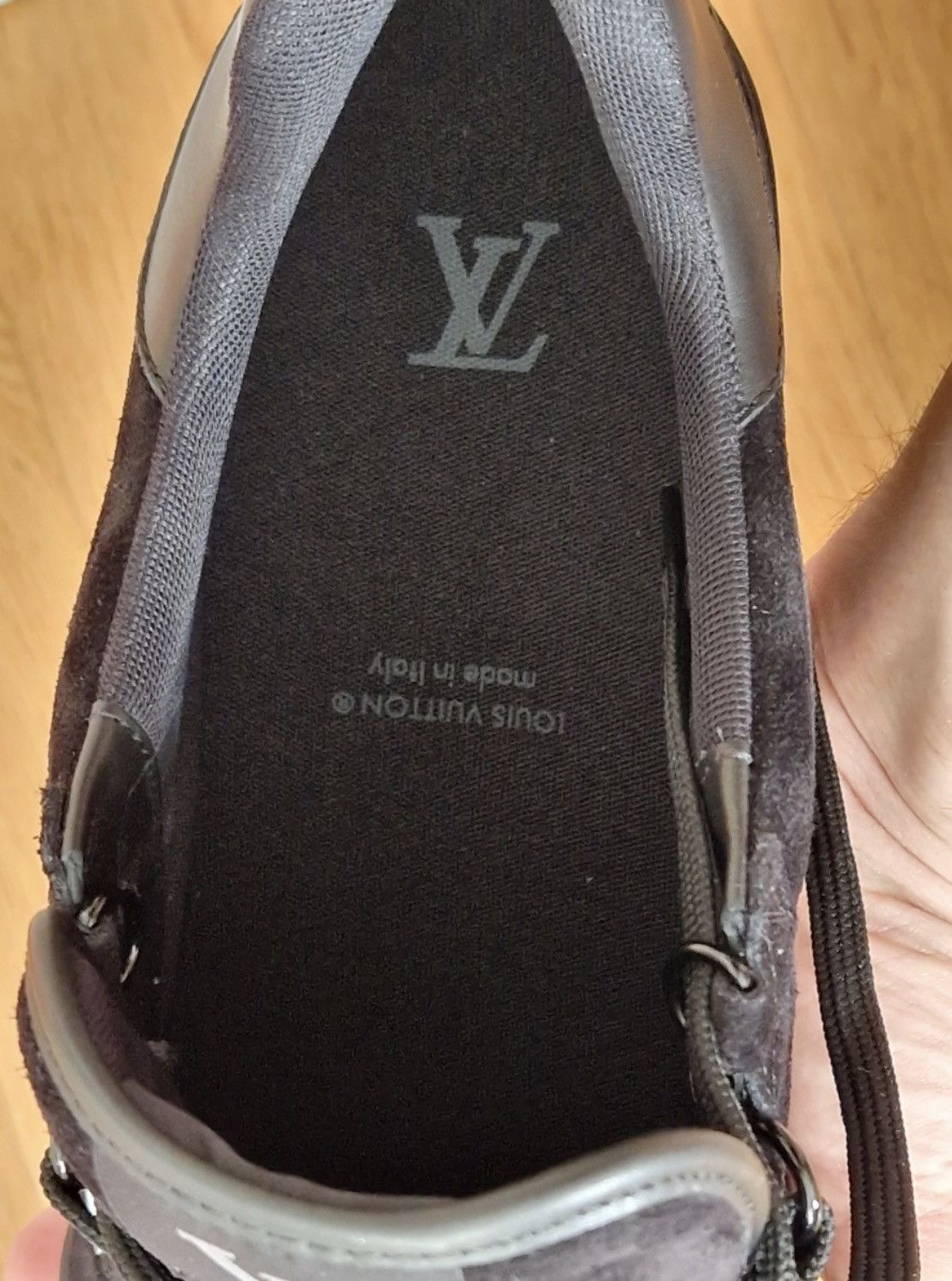 Louis Vuitton Louis Vuitton Uniform Sneakers - Black Suede. UK6. EU40 Size US 7 / EU 40 - 11 Thumbnail