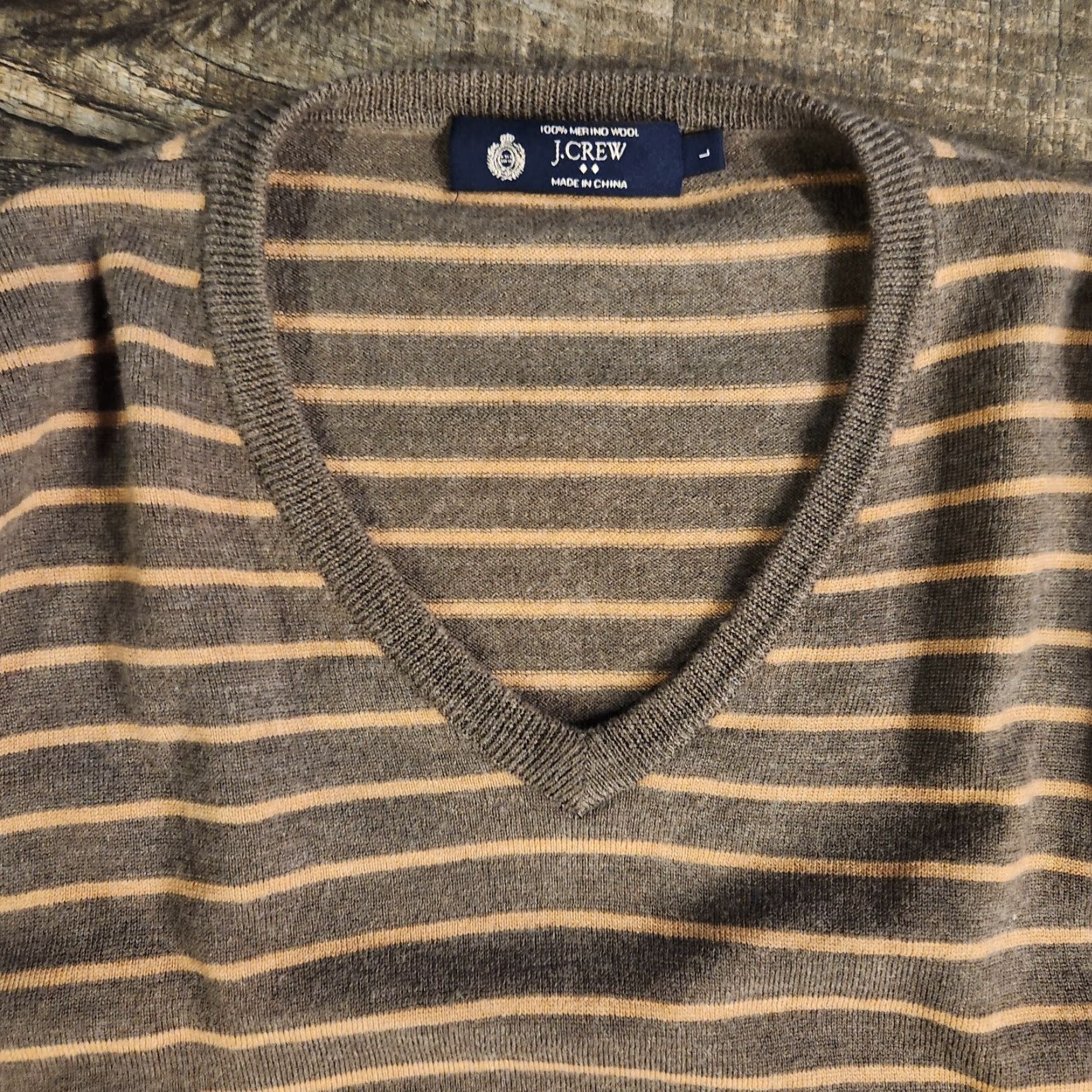 J.Crew J.CREW Mens Merino Wool Sweater Size Large Gray Striped V-Neck Pullover Sweater Mens Slim Knit Wool Fall Winter Navy Gray Size US L / EU 52-54 / 3 - 3 Thumbnail