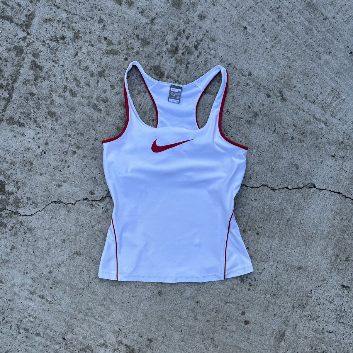 Nike Vintage Women’s Tank Top Nike Big Logo Size L Sport-wear Size L / US 10 / IT 46 - 1 Thumbnail