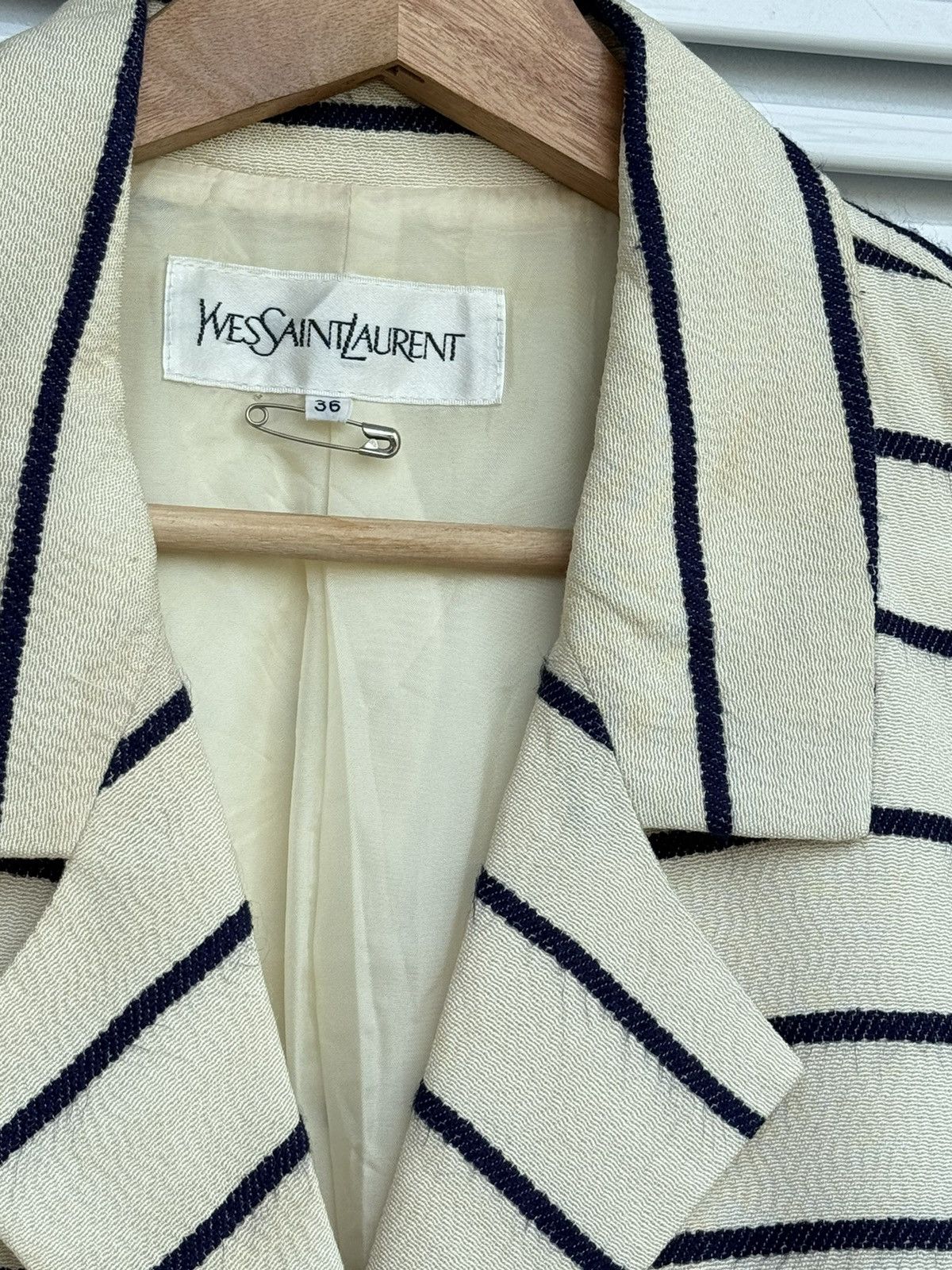 Yves Saint Laurent Yves Saint Laurent YSL Striped Blazer Size M / US 6-8 / IT 42-44 - 10 Thumbnail