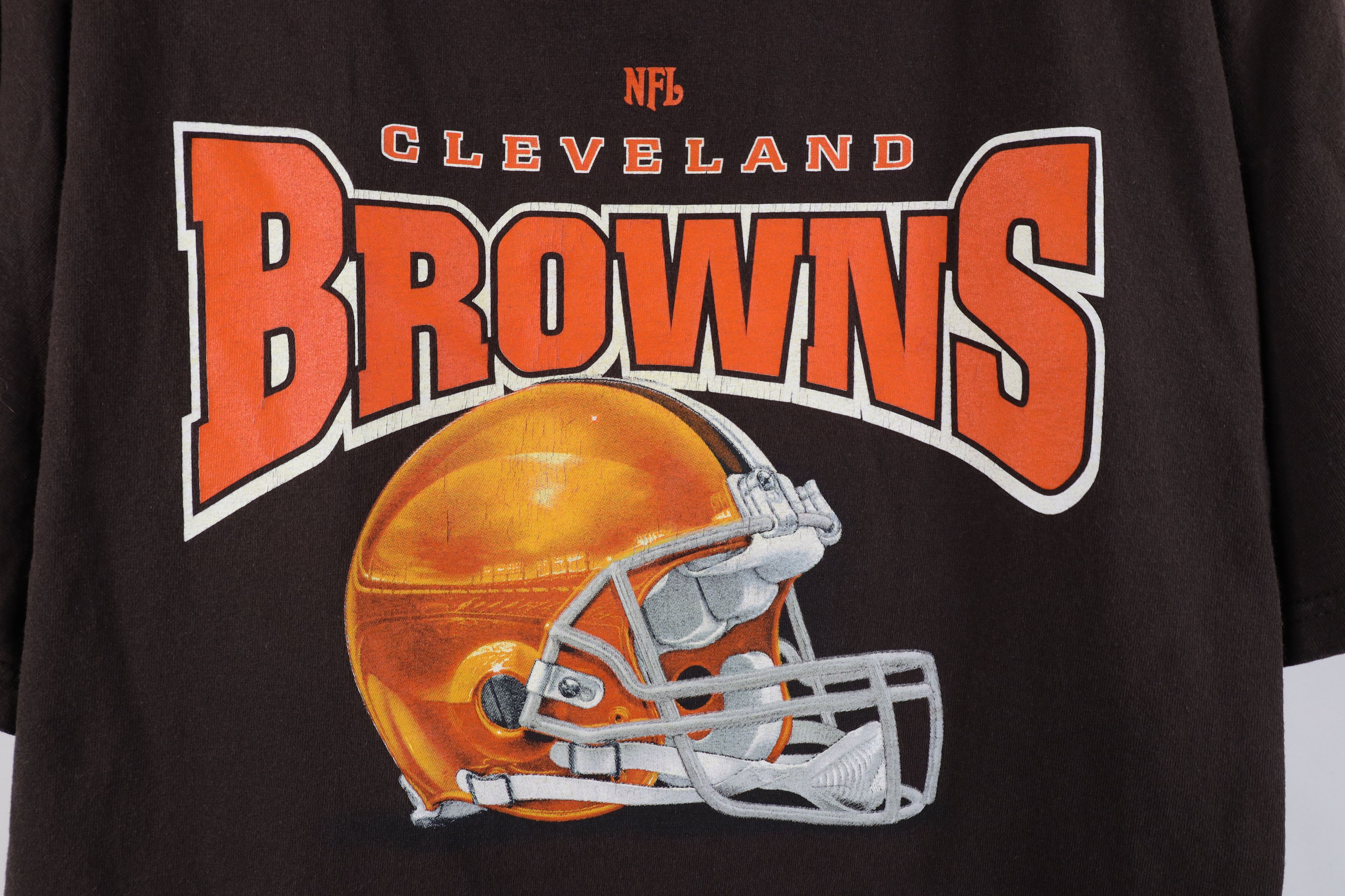 Vintage Vintage Y2K NFL Cleveland Football Helmet T-Shirt Brown Size US L / EU 52-54 / 3 - 4 Thumbnail