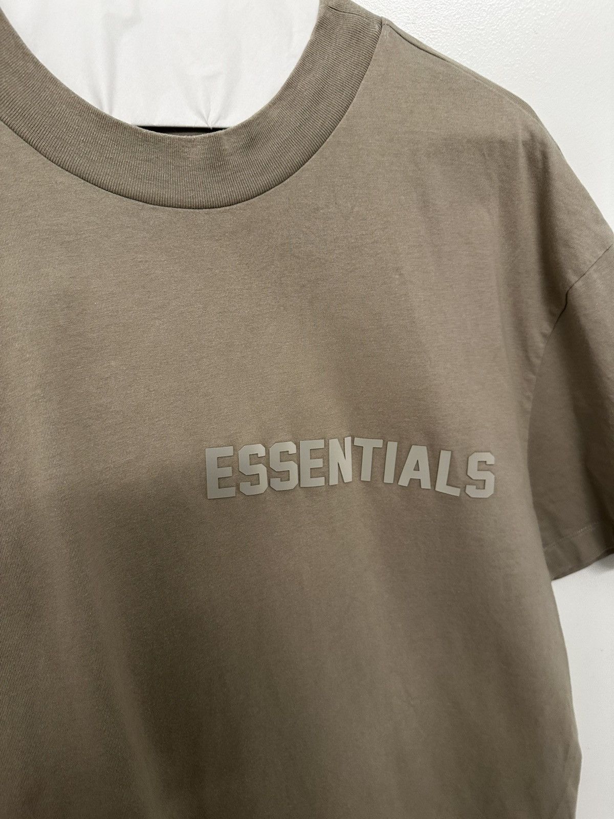 Essentials Fear of God Essentials Tee Smoke Size US XL / EU 56 / 4 - 5 Thumbnail