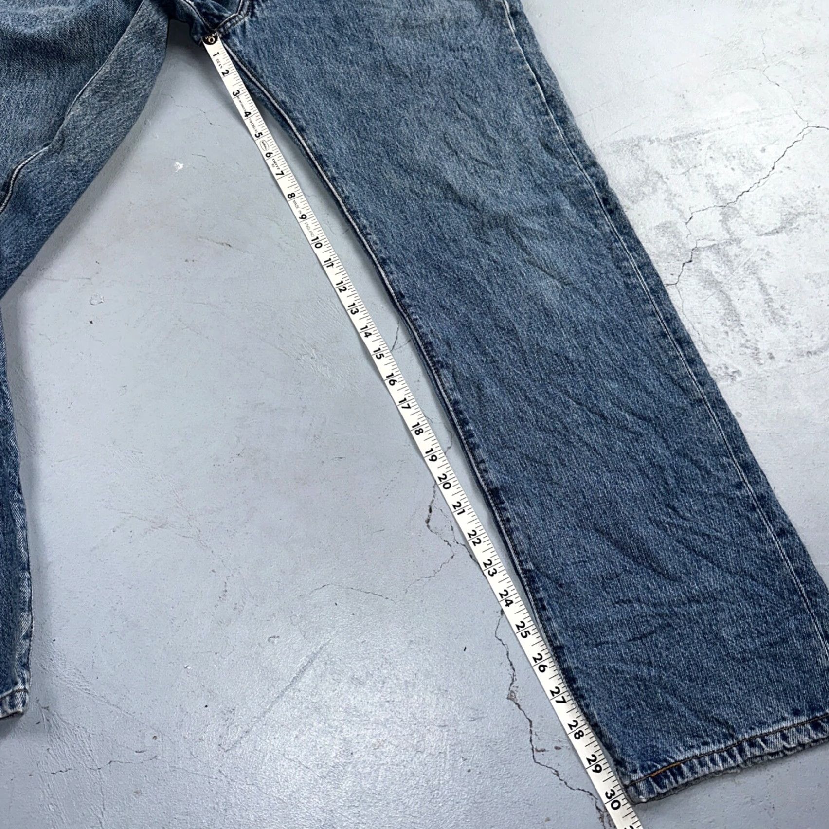 Levi's VINTAGE Levi's 501 Jeans 34x32 Blue Medium Wash 90s Straight Mens Regular Denim Cotton Button Size US 34 / EU 50 - 5 Thumbnail