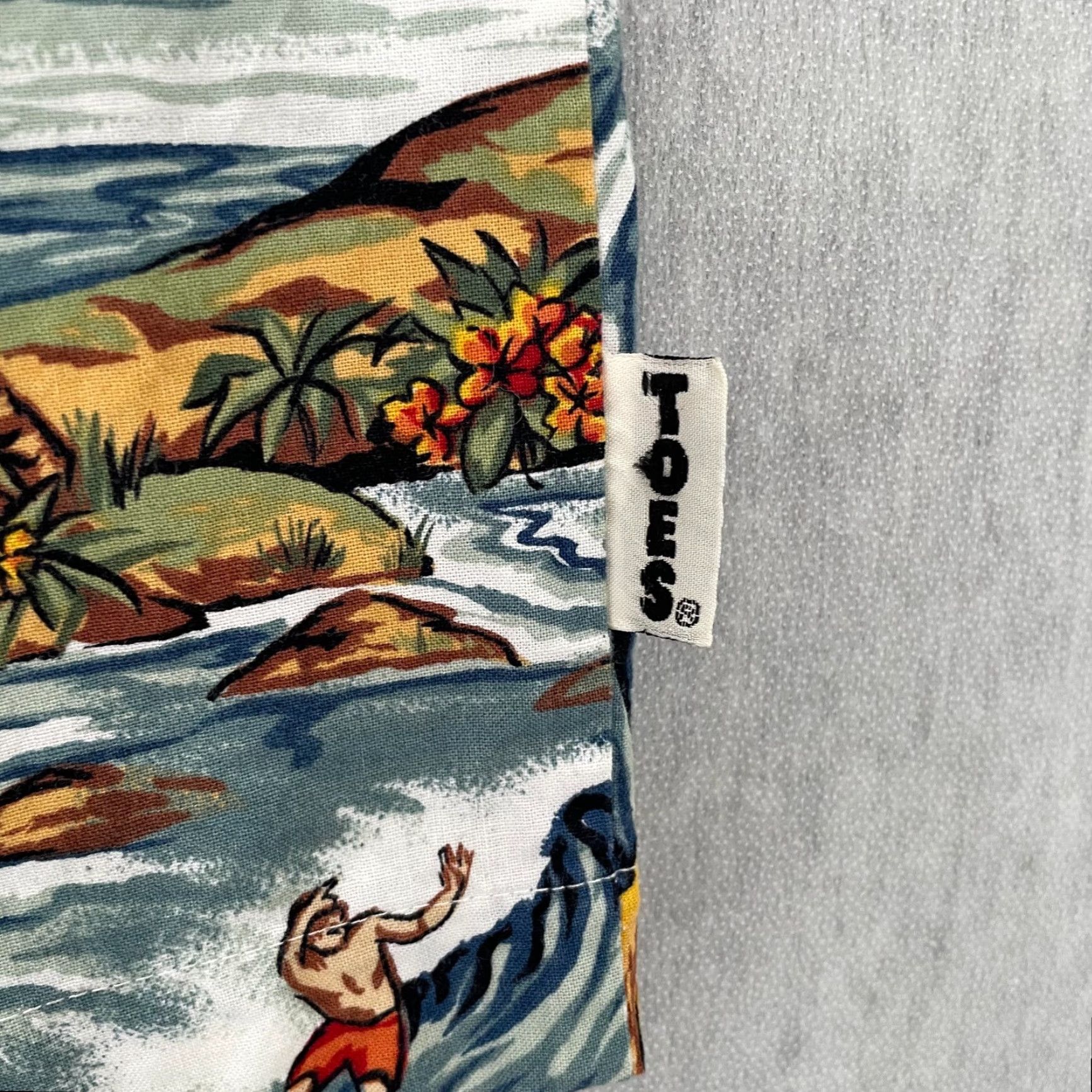 Vintage VINTAGE Toes On The Nose Hawaiian Shirt Adult Medium Floral Button-Up Surfing USA Mens M Size US M / EU 48-50 / 2 - 4 Thumbnail