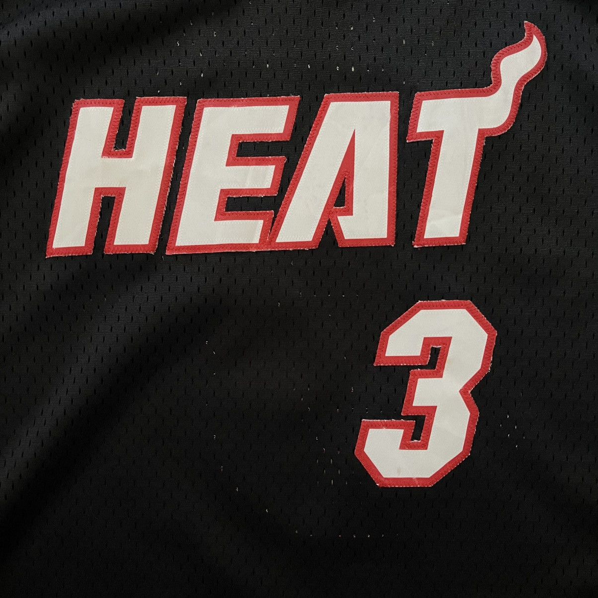 Adidas × NBA × Vintage Adidas Swingman Miami Heats #3 Dwyane Wade NBA Jersey Size US L / EU 52-54 / 3 - 7 Thumbnail