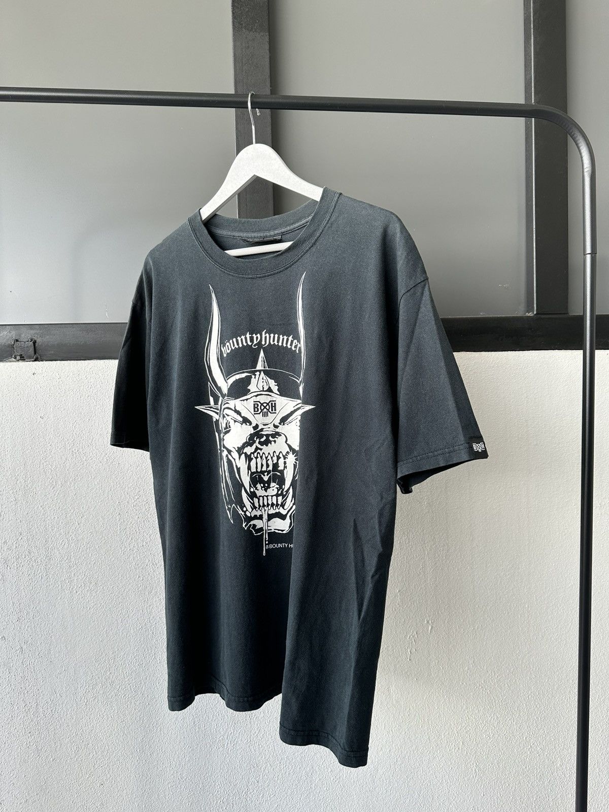 Bounty Hunter 2000s Bounty Hunter x Madness Motohead logo Size US L / EU 52-54 / 3 - 13 Thumbnail