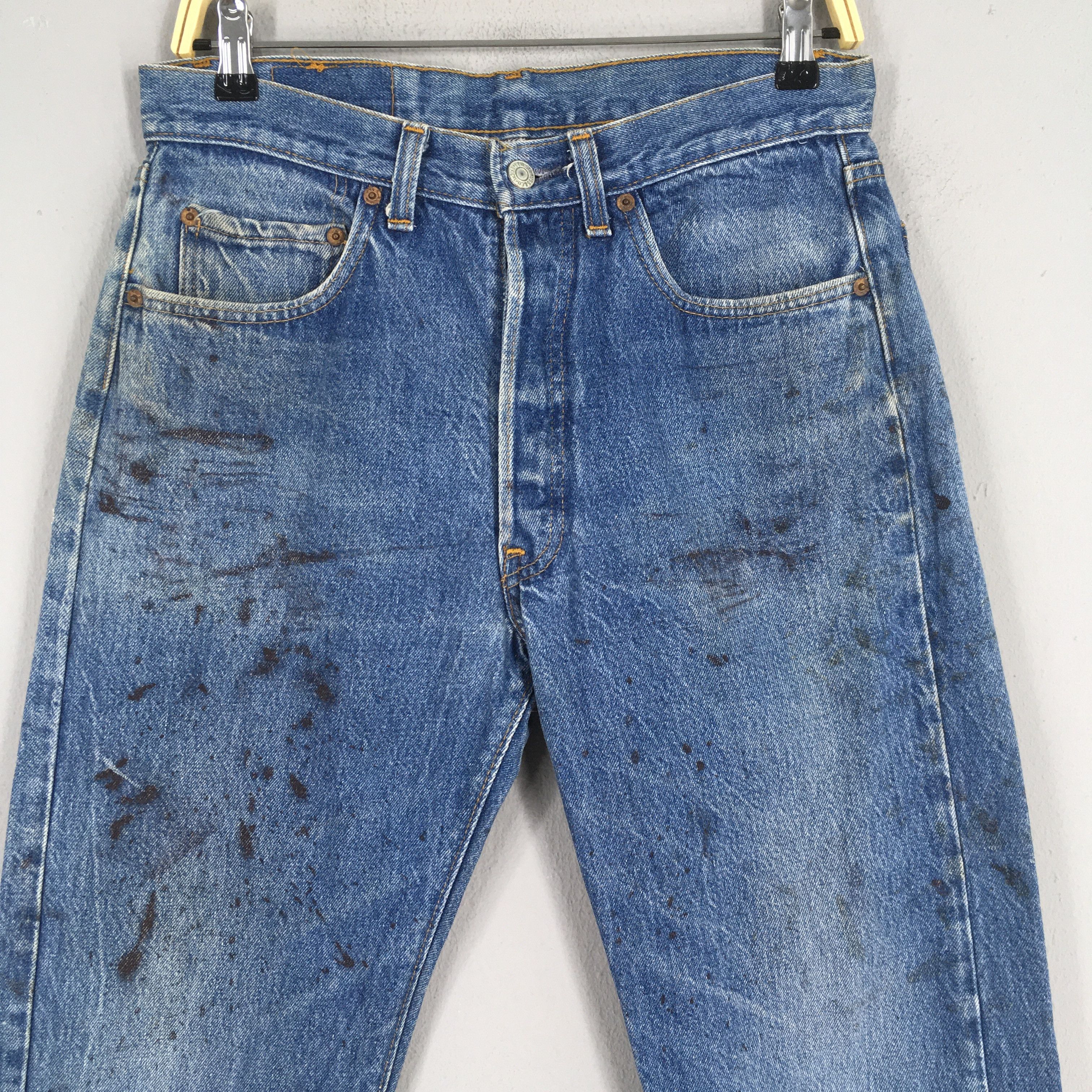 Levi's Size 28x32.5 Vintage 90s Levi's 501 Faded Dirty Jeans S686 Size US 28 / EU 44 - 2 Thumbnail