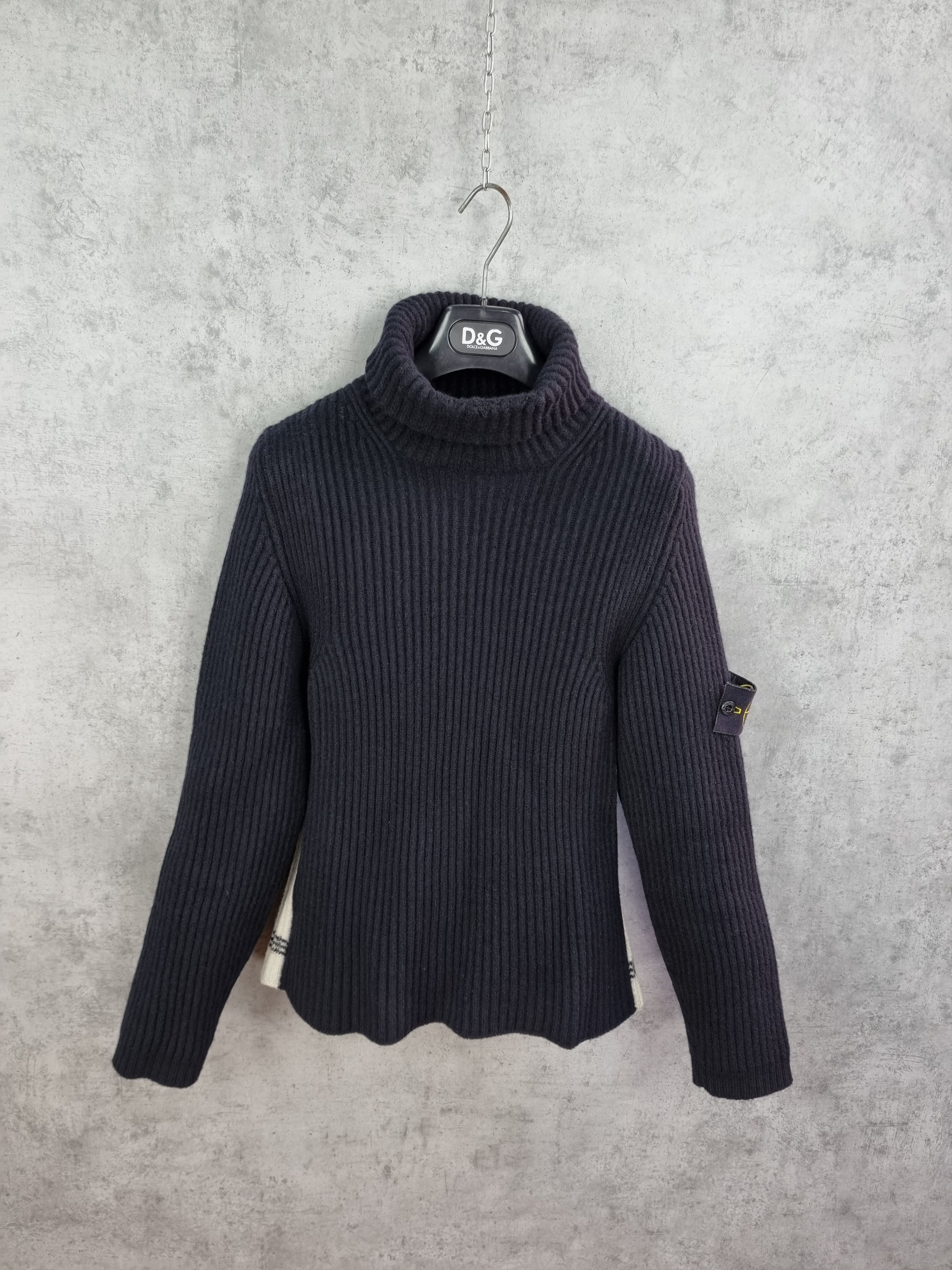 Stone Island × Vintage Stone Island Turtle Neck Wool Sweater Made in Italy Size US S / EU 44-46 / 1 - 15 Thumbnail