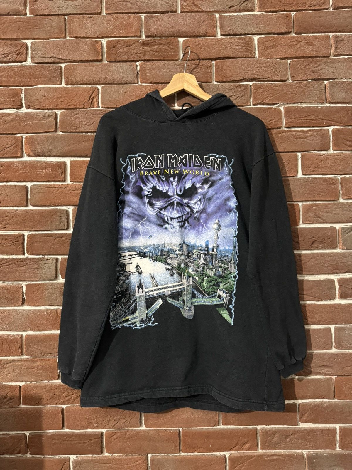 Band Tees × Iron Maiden × Vintage Vintage Iron Maiden Brave New World Heavy Metal Band Hoodie Size US L / EU 52-54 / 3 - 1 Thumbnail