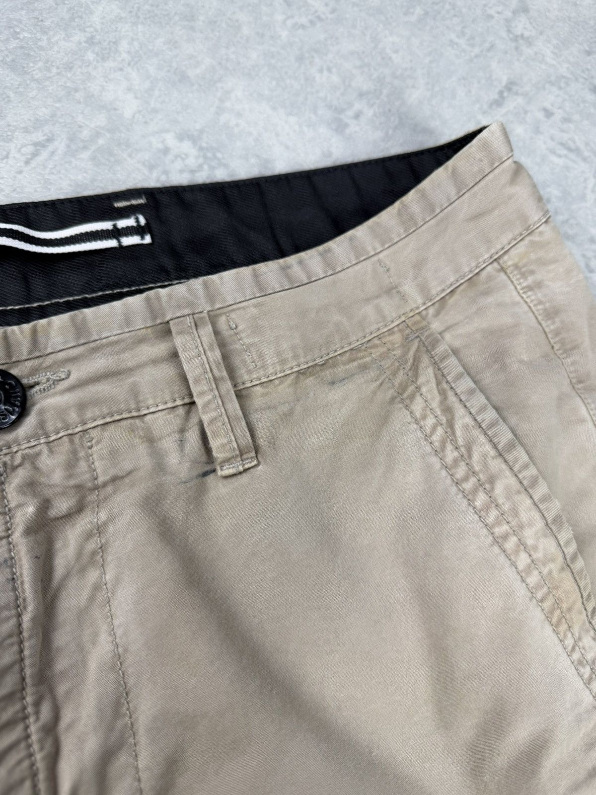 Stone Island Stone Island Cargo Shorts Beige Size W30 Size US 30 / EU 46 - 9 Thumbnail