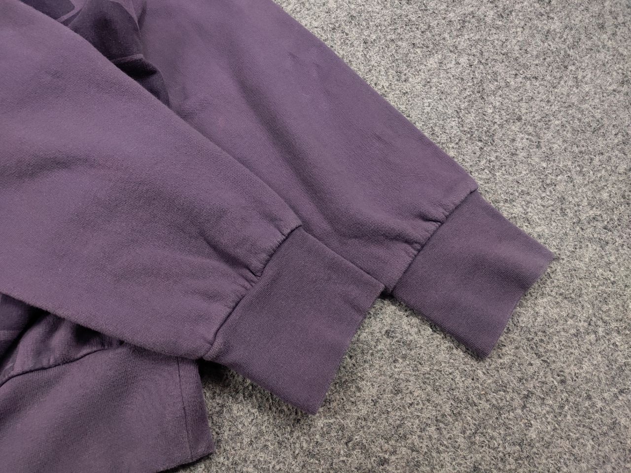 Maharishi Vintage Maharishi Mhi Not War art Logo Purple Sweatshirt Size US XL / EU 56 / 4 - 13 Thumbnail