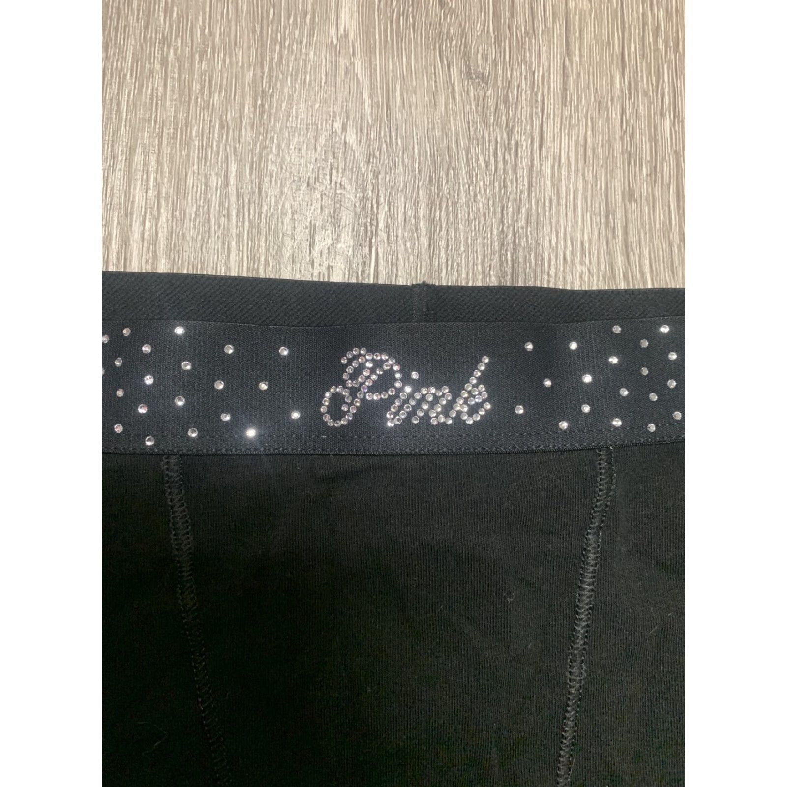 Vintage PINK Victoria's Secret Bling Pink Logo Boxer Shorts XL Black Women Sleep Shorts Logo Butt Size 40" / US 18 - 2 Thumbnail