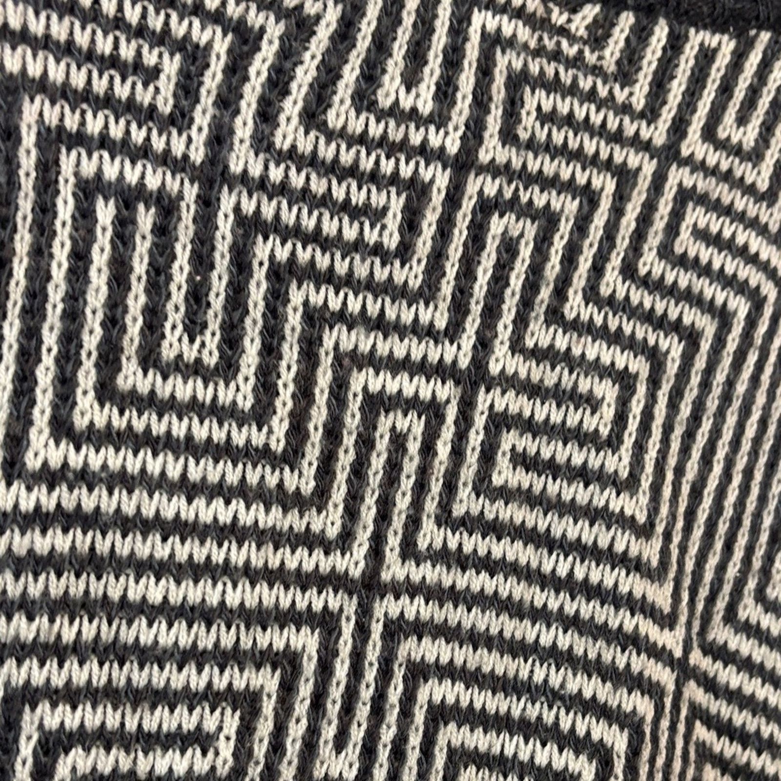 Other Vintage TJW by Mervyn’s Geometric Maze Pattern Knit Sweater Size US M / EU 48-50 / 2 - 7 Thumbnail