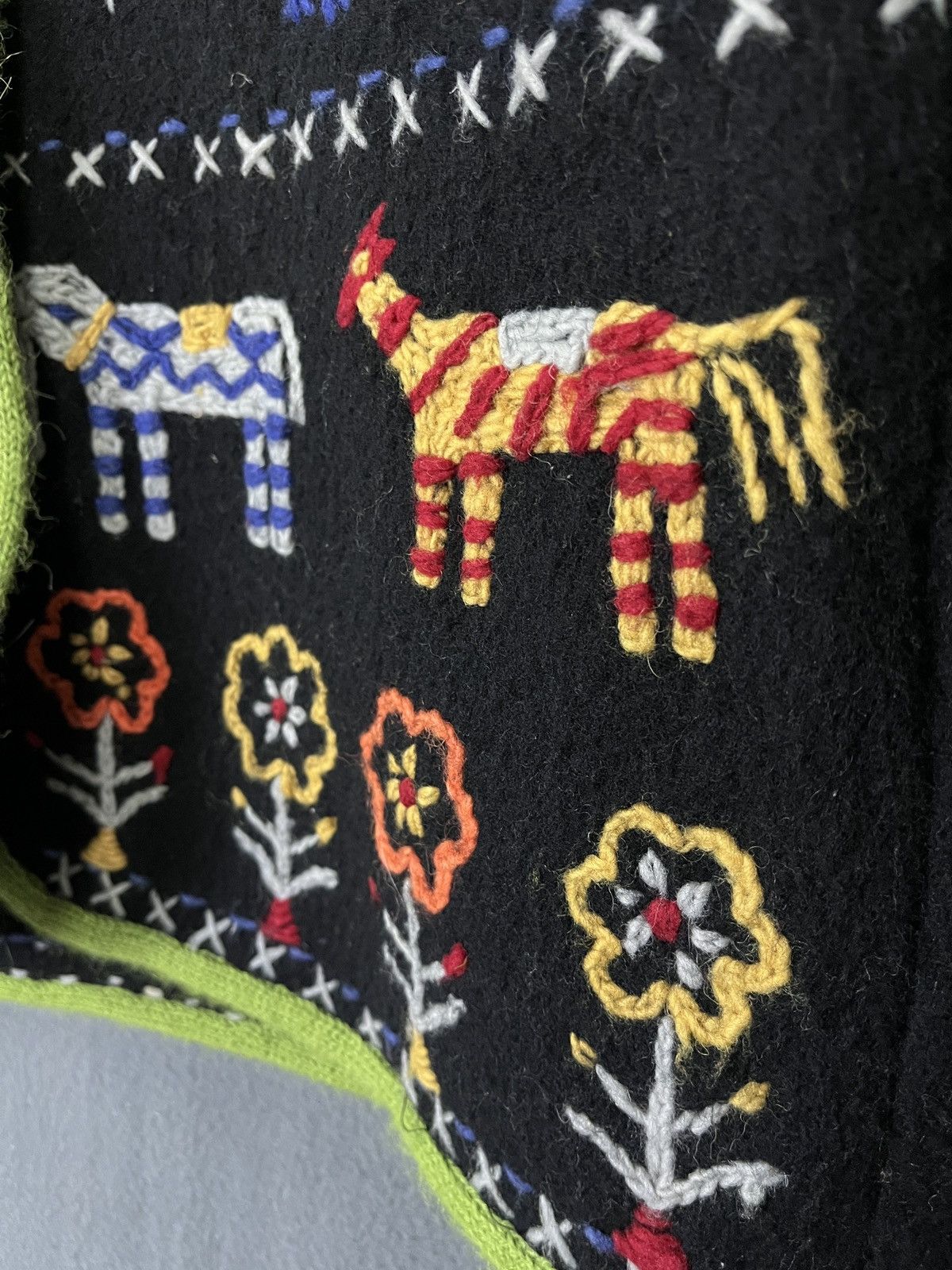 Native × Vintage Ancient Art Relic Style Wool Embroidered Jacket Made in Peru Size US M / EU 48-50 / 2 - 9 Thumbnail
