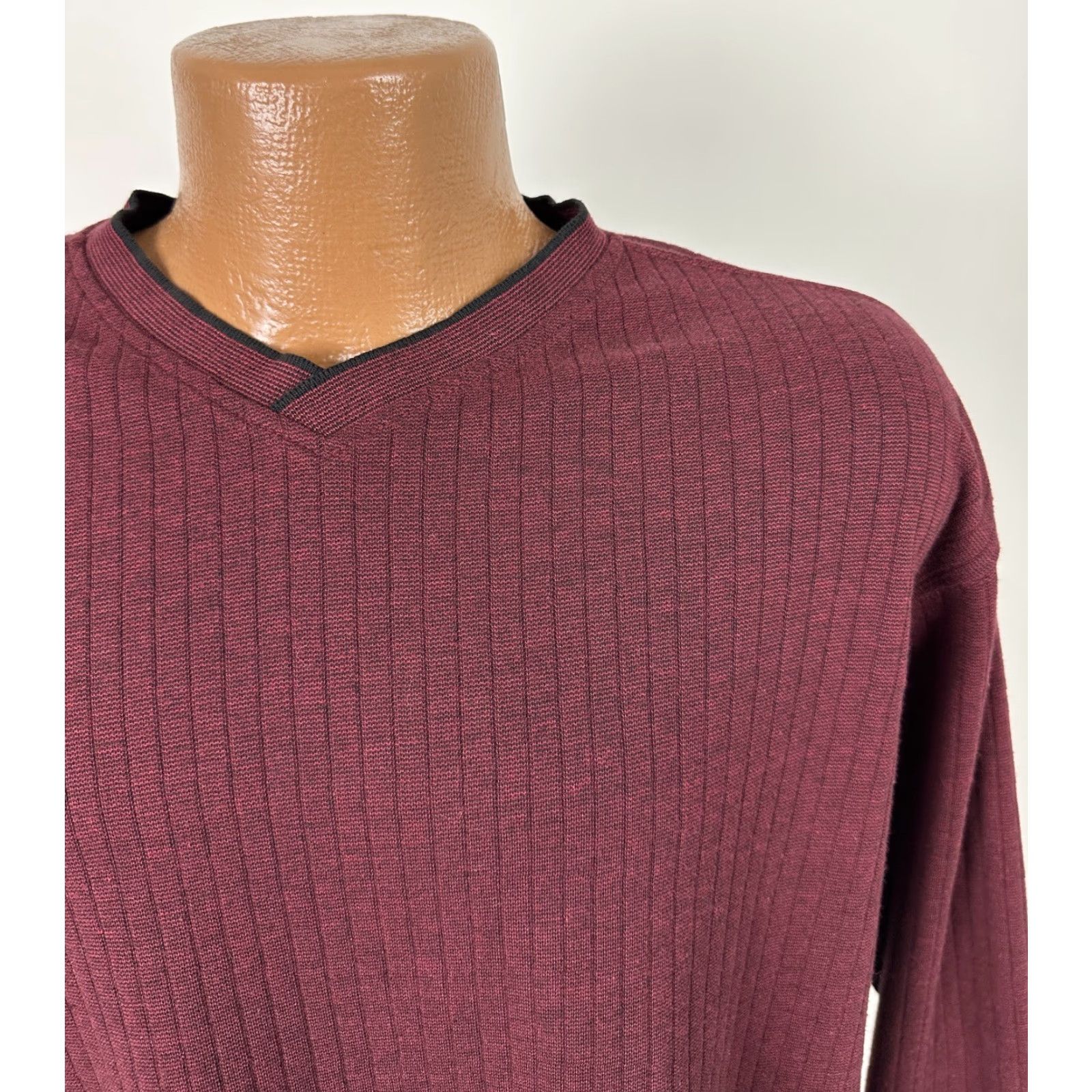 Vintage VINTAGE Consensus Y2K Ribbed V-Neck Shirt Men’s Medium Dark Red Heavyweight Cotton T-Shirt Size US M / EU 48-50 / 2 - 2 Thumbnail