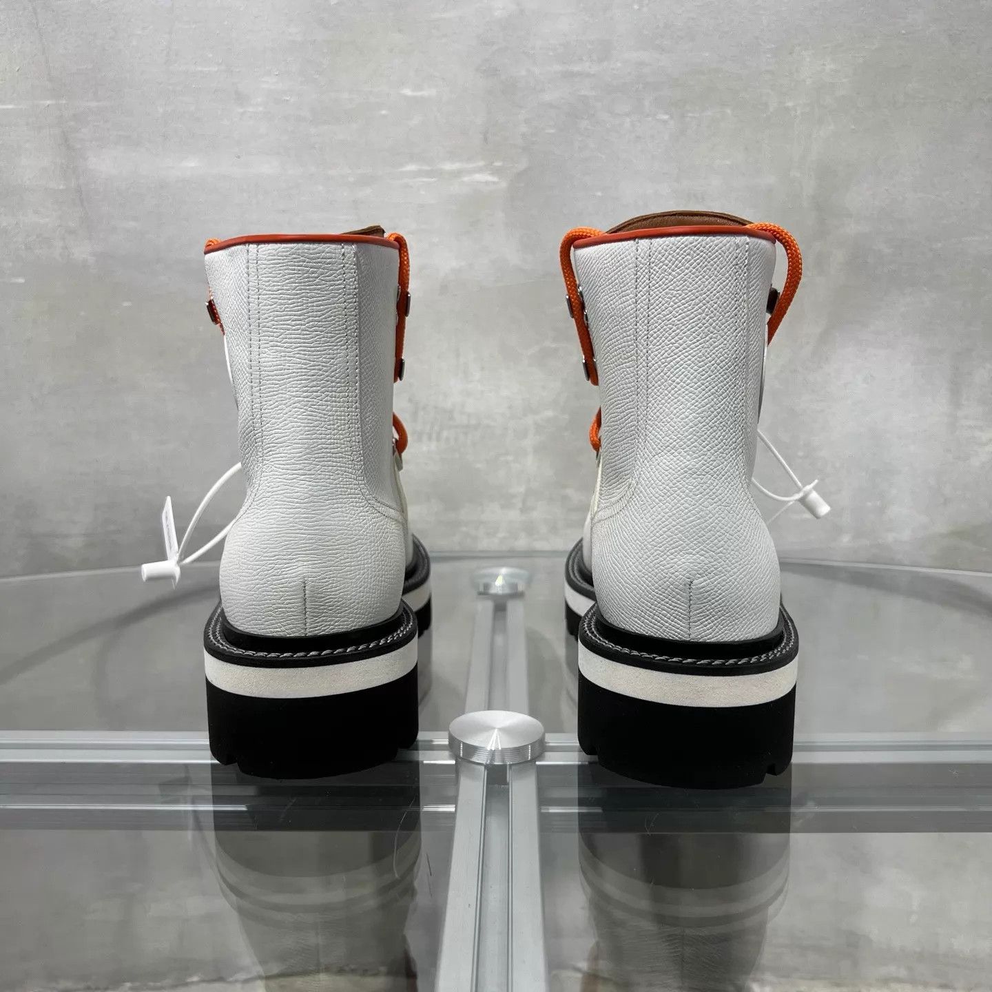Hermes Hermes casual mid-calf boots white orange size 36 Size US 5.5 / IT 35.5 - 6 Thumbnail