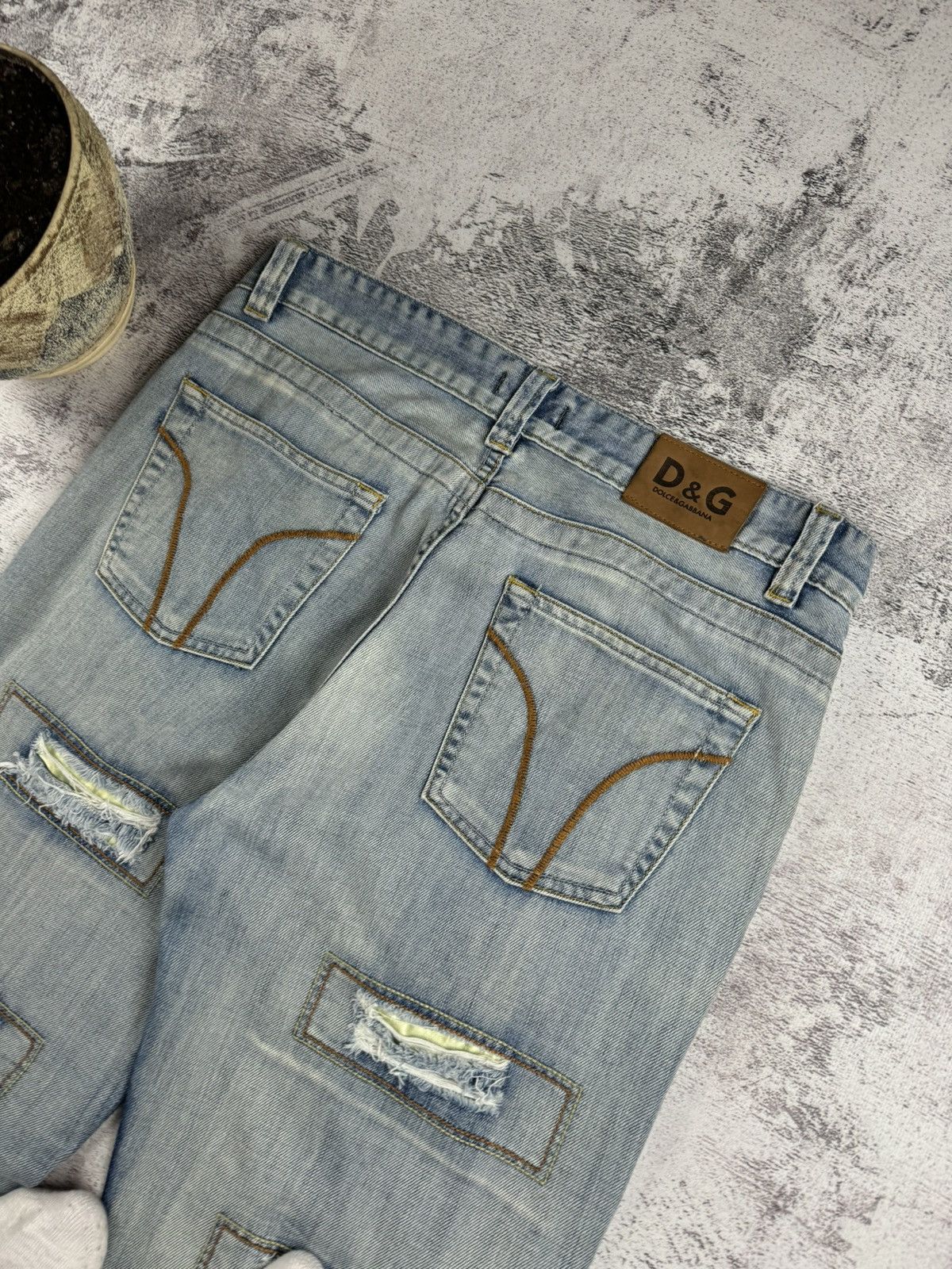 Dolce & Gabbana Dolce & Gabbana RARE D&G Patchwork Distressed Y2K Denim Jeans Size US 34 / EU 50 - 9 Thumbnail
