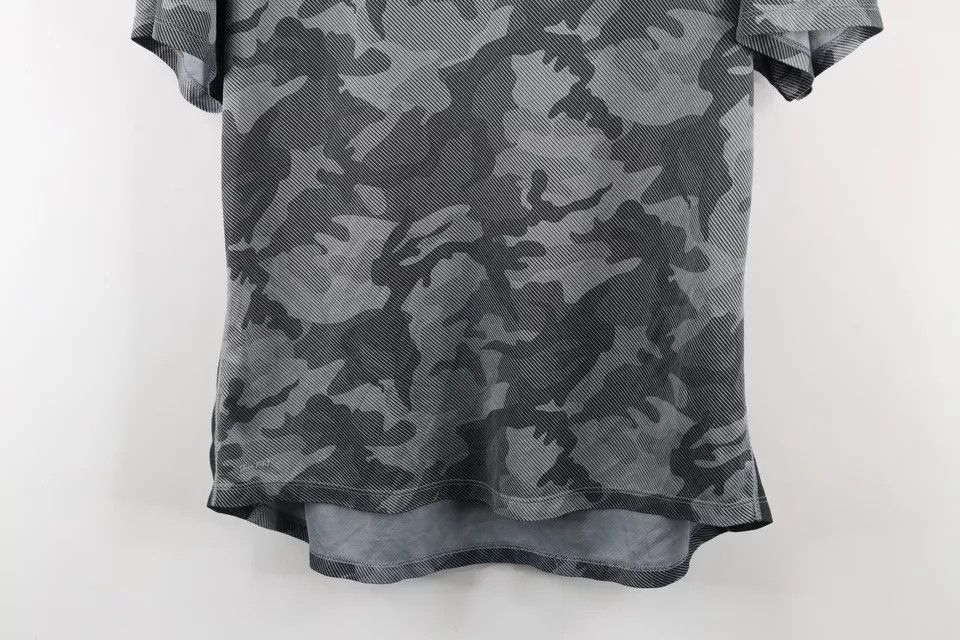 Nike × Vintage Nike Running Scott Mini Swoosh Reflective Camouflage T-Shirt Size US L / EU 52-54 / 3 - 3 Thumbnail