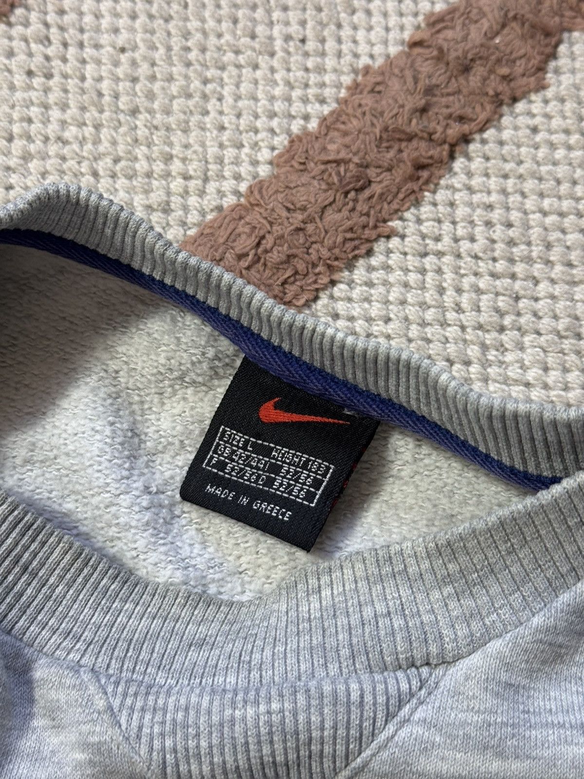 Nike VINTAGE NIKE BIG LOGO SWEATSHIRT Size US L / EU 52-54 / 3 - 3 Thumbnail
