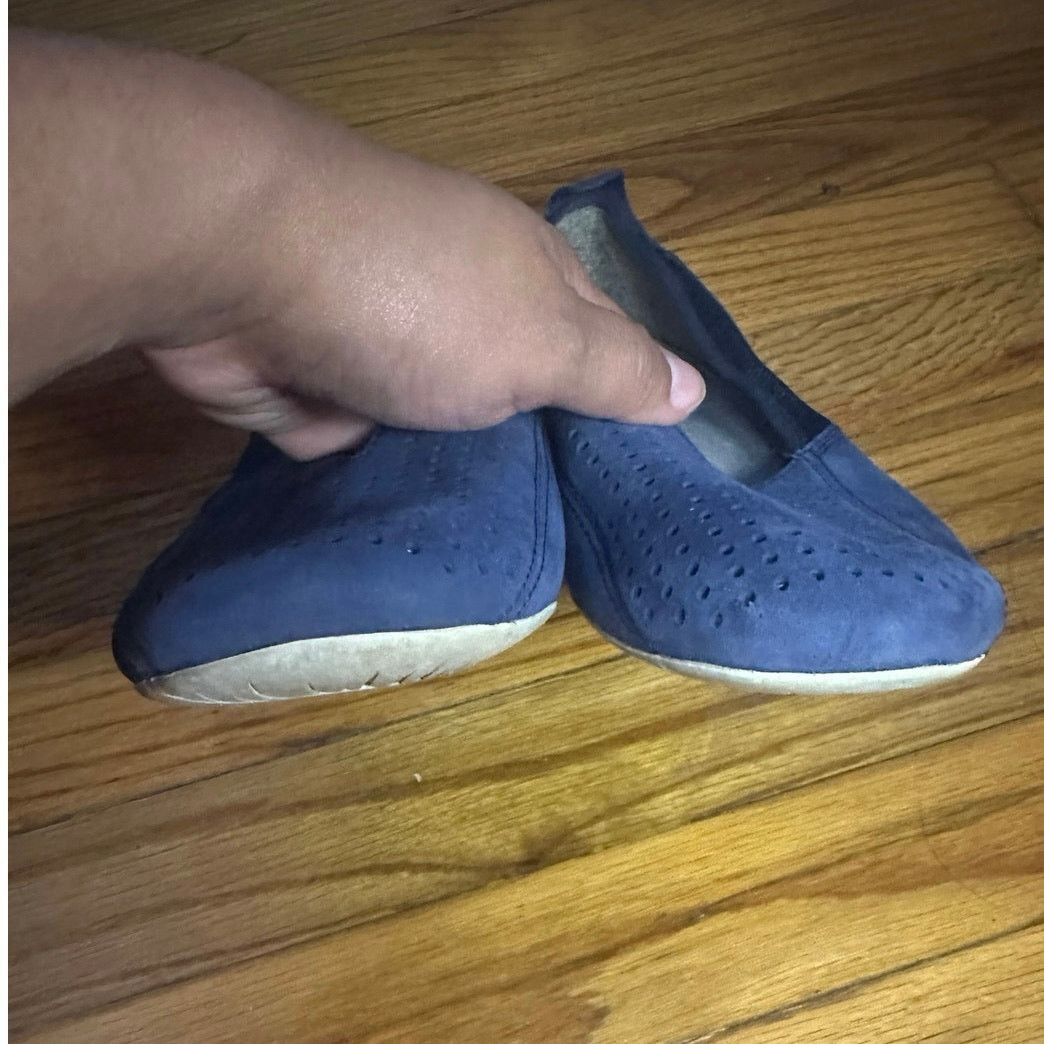 Patagonia Patagonia Dark Blue Suede Scrunch-Back Ballet Flats Size US 8.5 / IT 38.5 - 4 Thumbnail