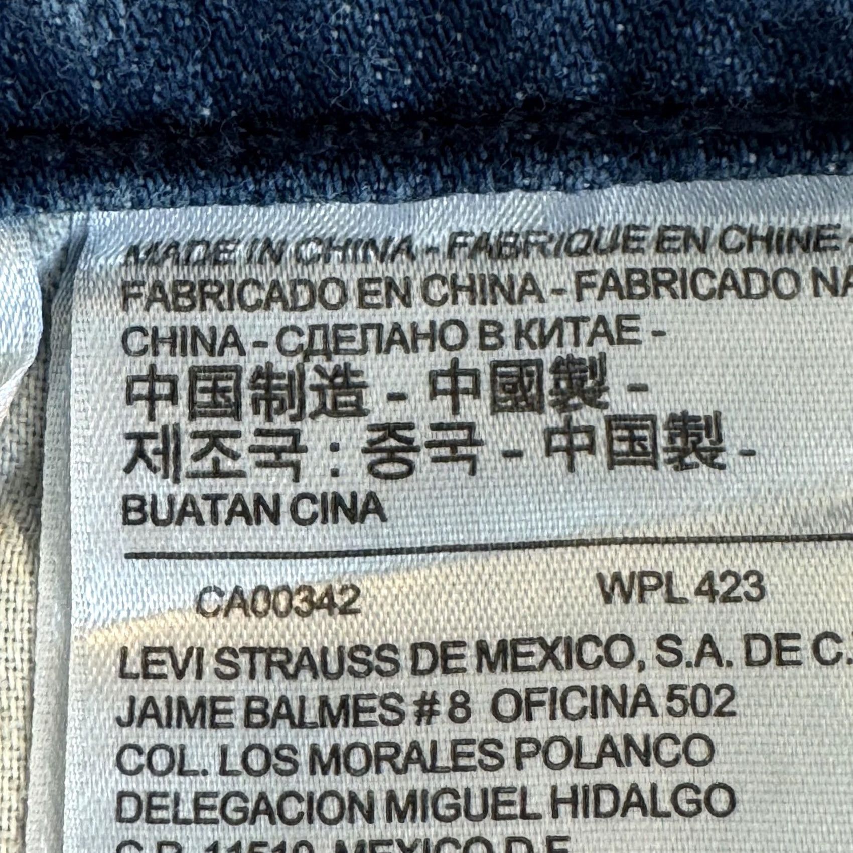 Levi's VINTAGE Levi’s 569 Jeans Mens 40x30 Blue Loose Straight Fit Stretch Denim Zip Fly Size US 40 / EU 56 - 4 Thumbnail
