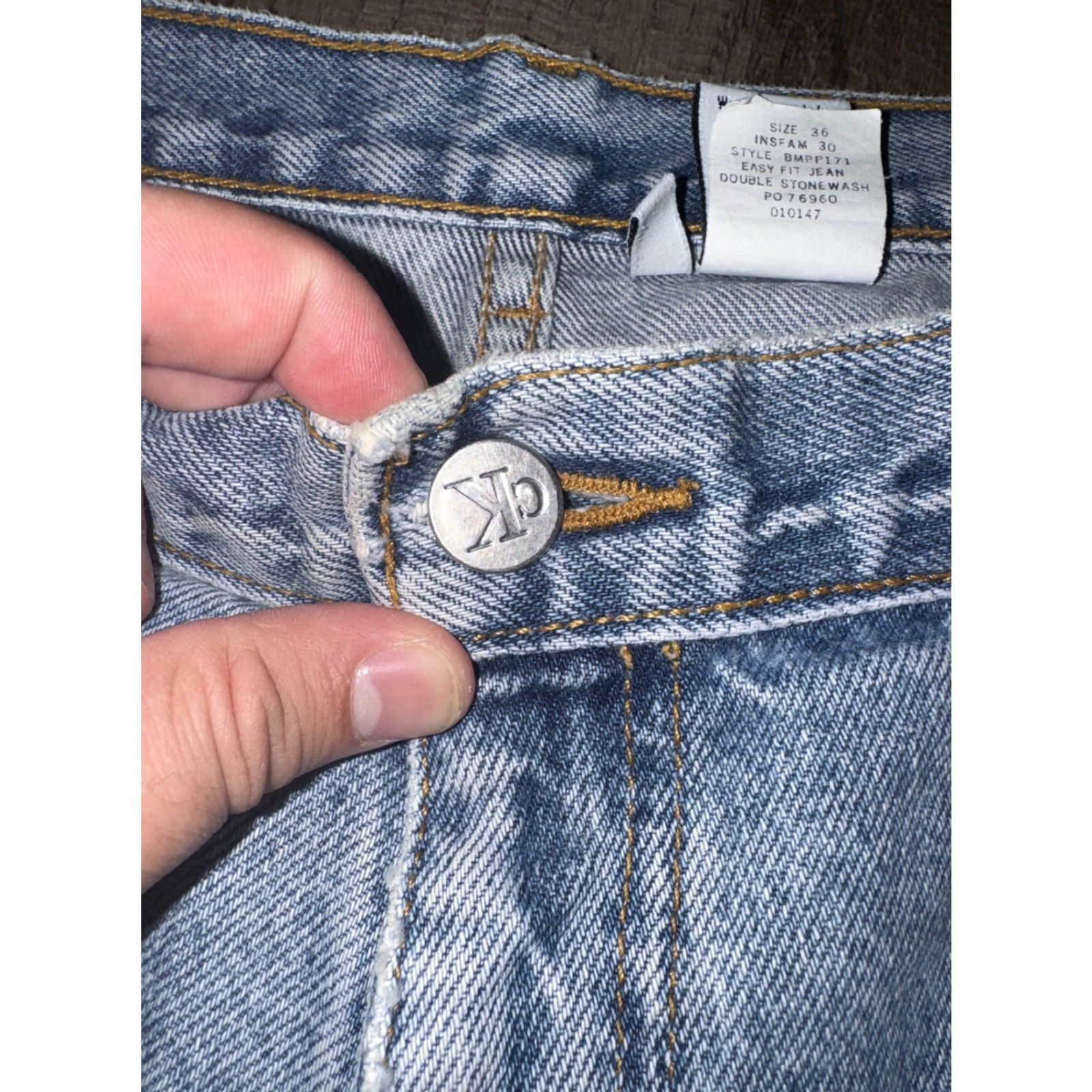 Calvin Klein VINTAGE Calvin Klein Jeans Men 36 Inseam 29 Denim Blue Light Wash USA Straight Size US 36 / EU 52 - 3 Thumbnail