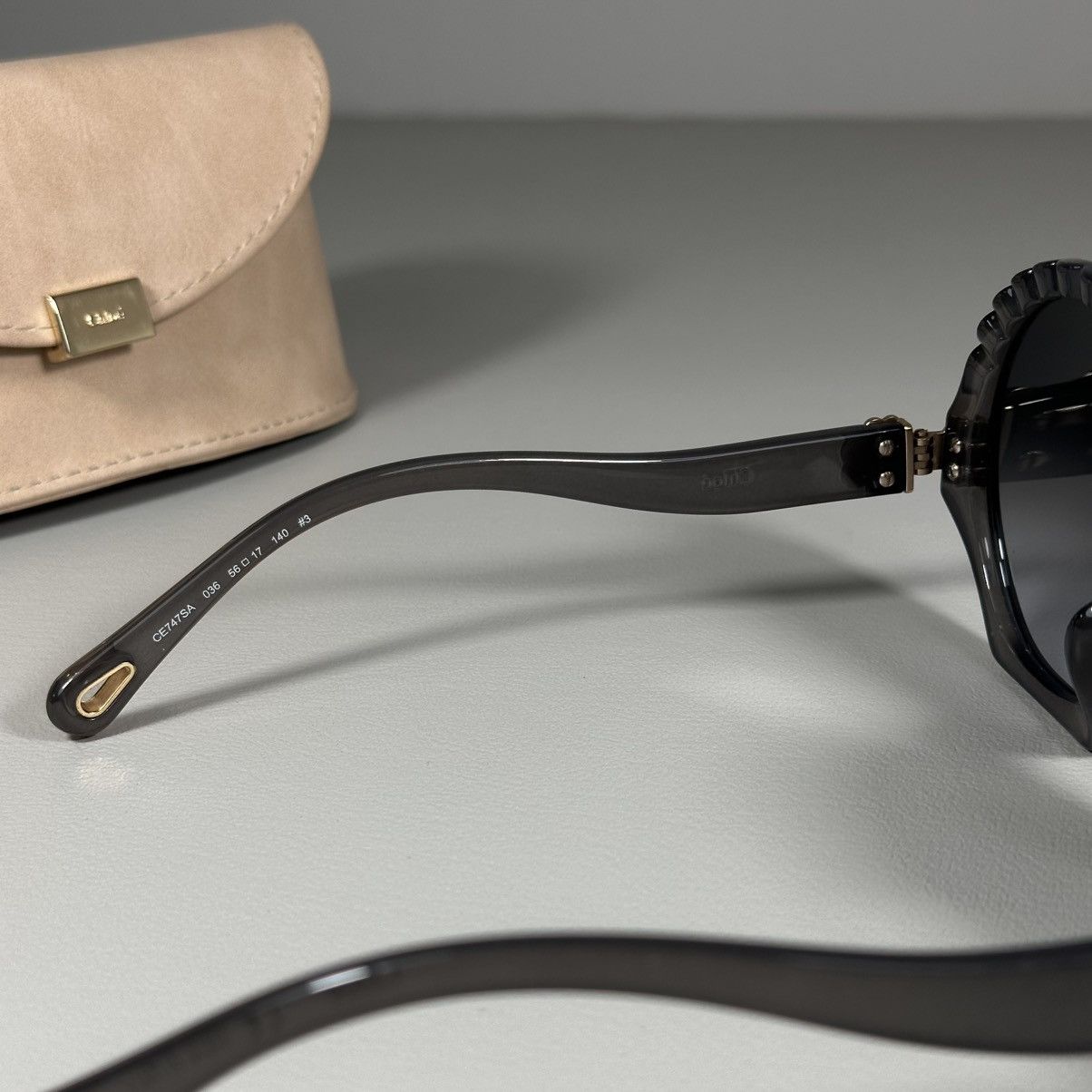 Chloe Chloe CE747SA 036 Round-Oval Dark Grey Sunglasses Size ONE SIZE - 5 Thumbnail