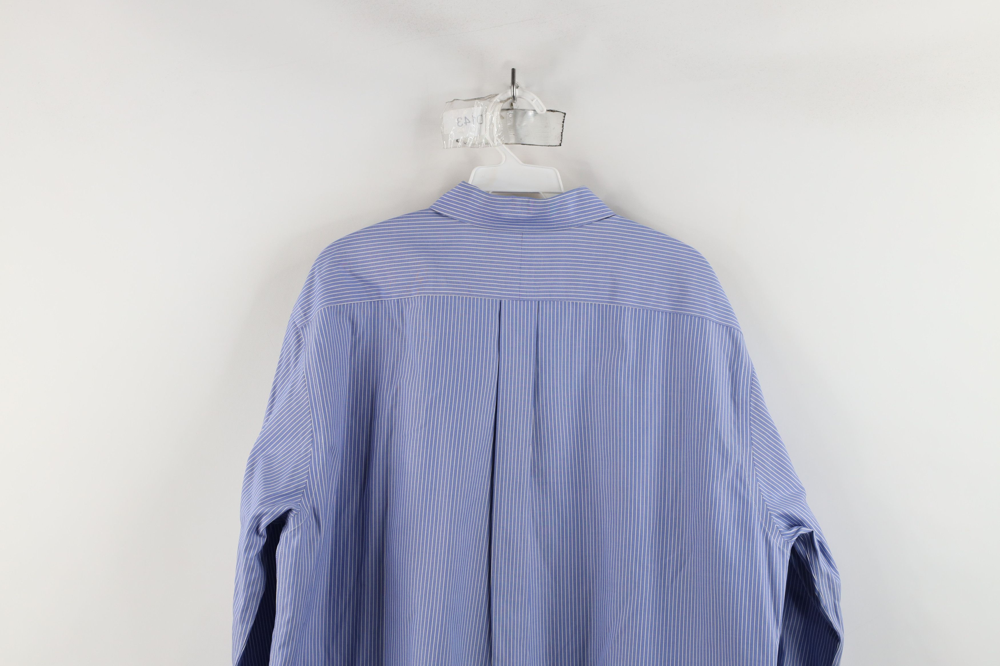 L.L. Bean × Vintage Vintage LL Bean Fitted Pinstriped Collared Button Down Shirt Size US M / EU 48-50 / 2 - 11 Thumbnail