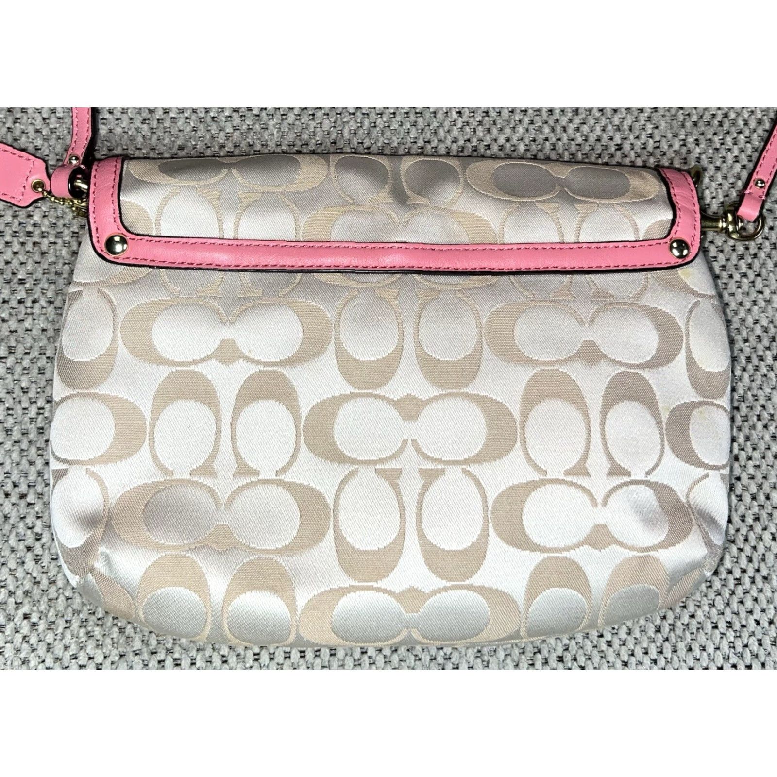 Coach Coach Kristin Signature East Crossbody Beige Brass EUC, Women, Adjustable Strap, 7”x9”x1”, 22” strap drop, Crossbody bag, Beige fabric exterior Size ONE SIZE - 6 Thumbnail
