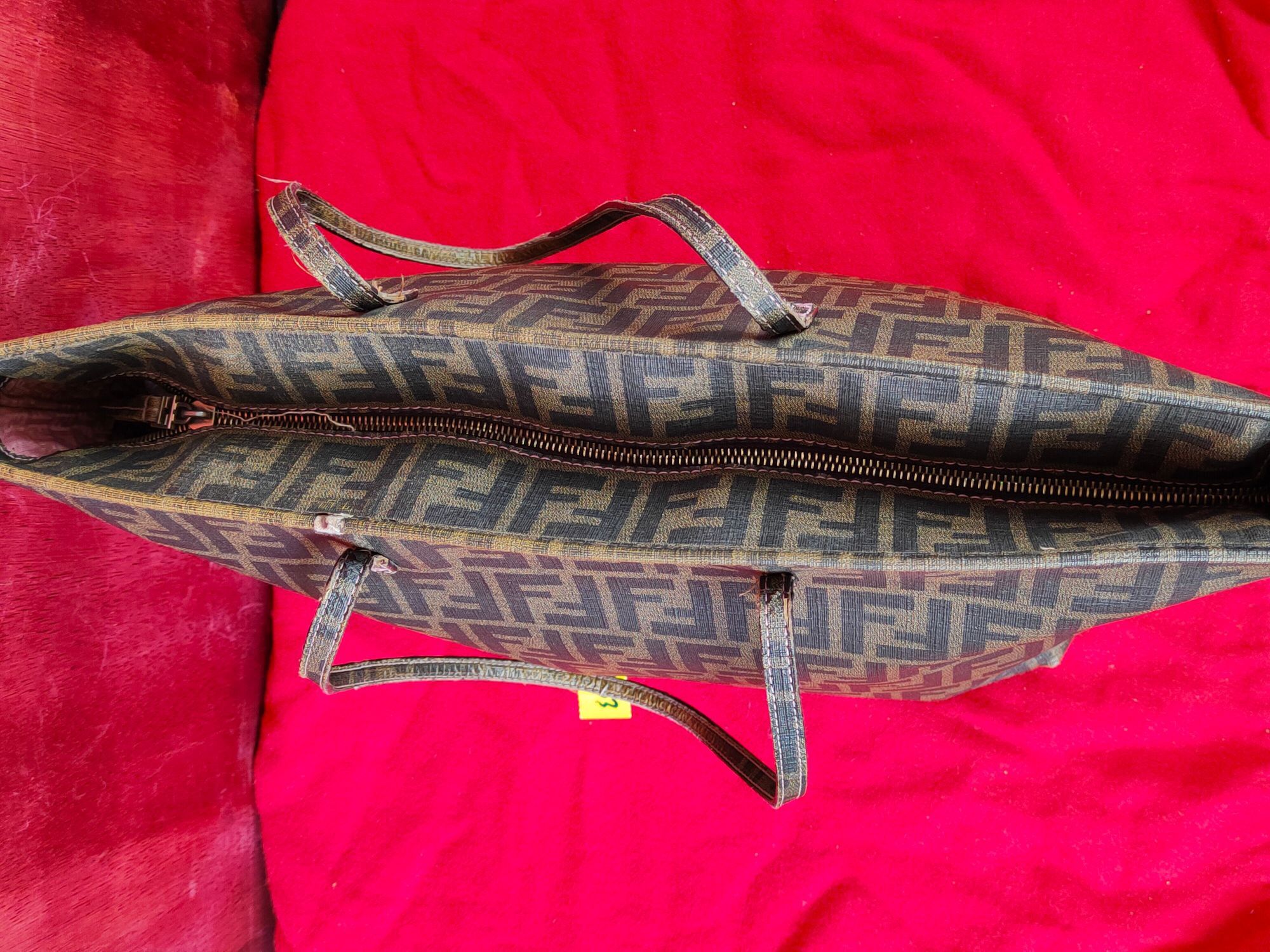 Fendi Fendi Vintage monogram Tote shoulder Bag #SB002DLAL Size ONE SIZE - 17 Thumbnail